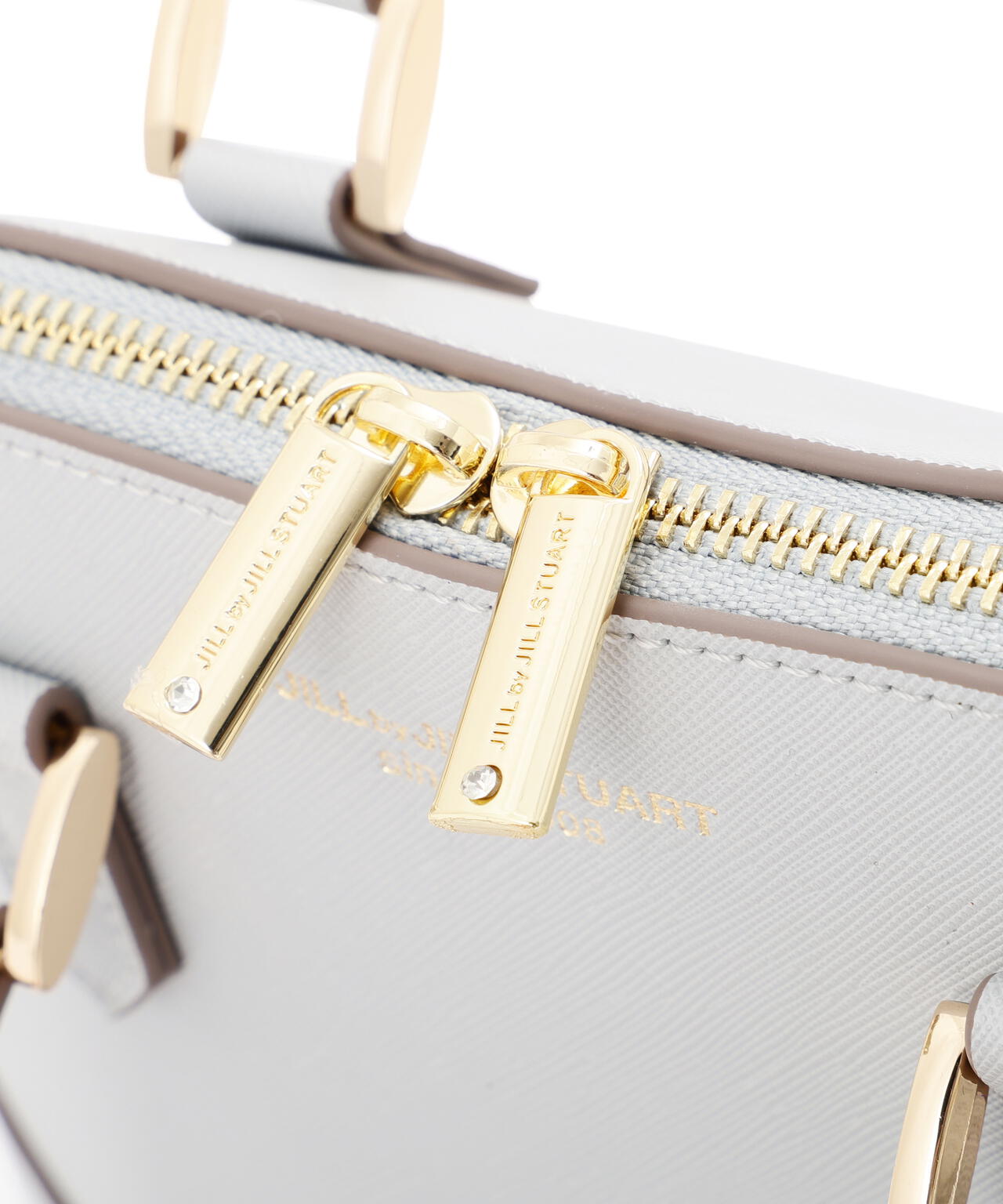 チャーム付きハンドバッグ