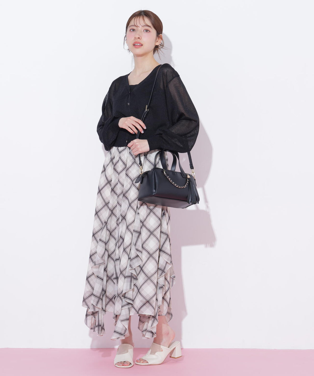 161cm 着用サイズ:FR
