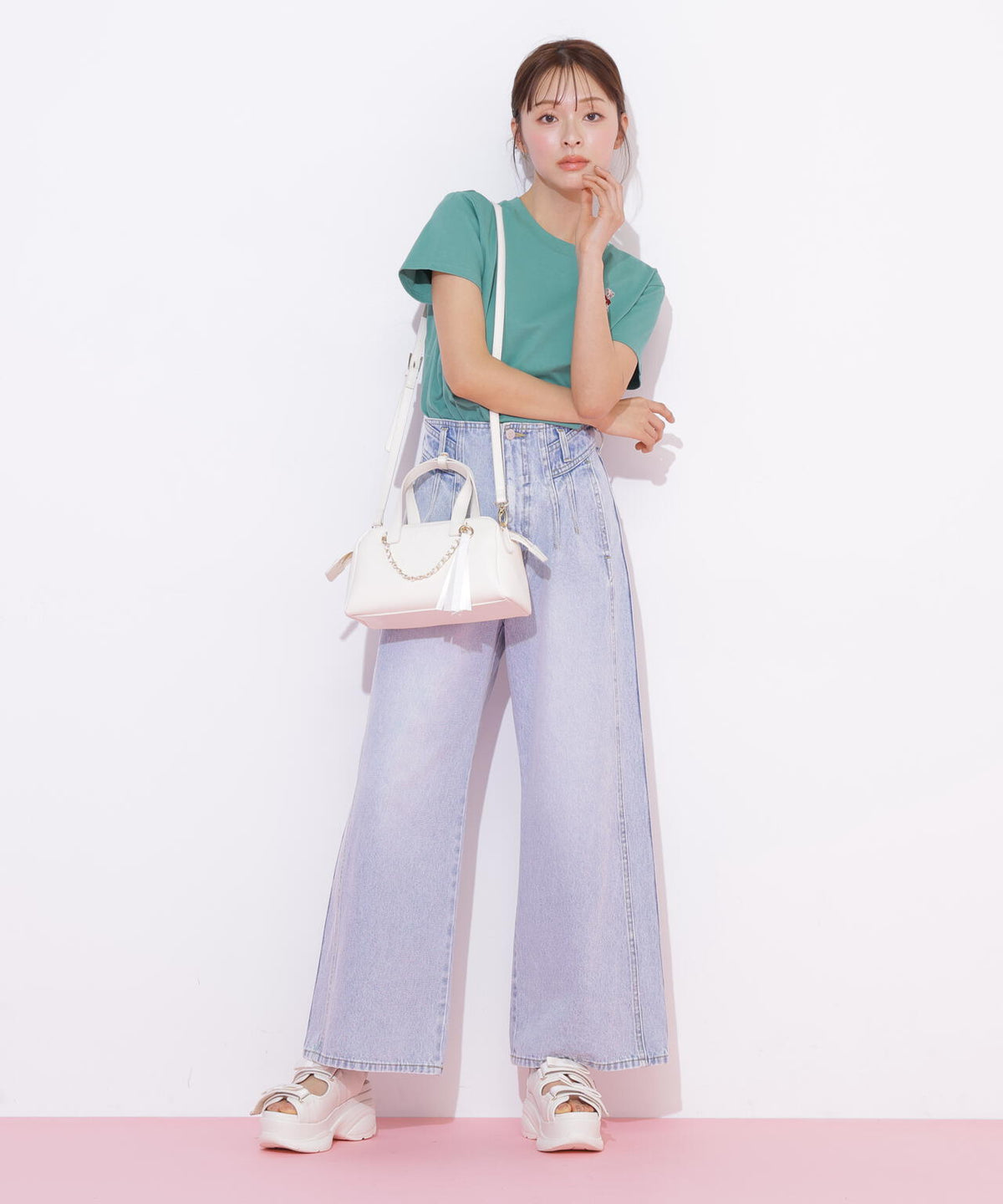 170cm 着用サイズ:FR