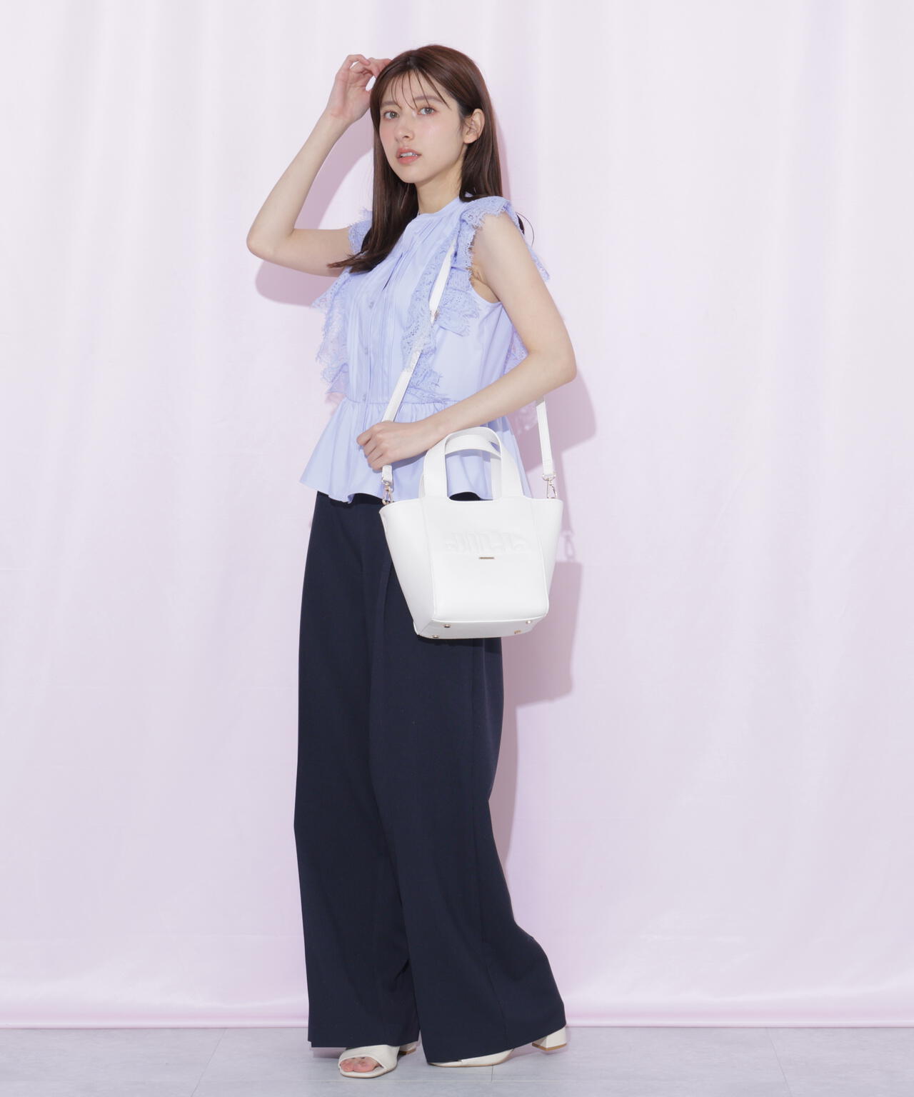 161cm 着用サイズ:FR