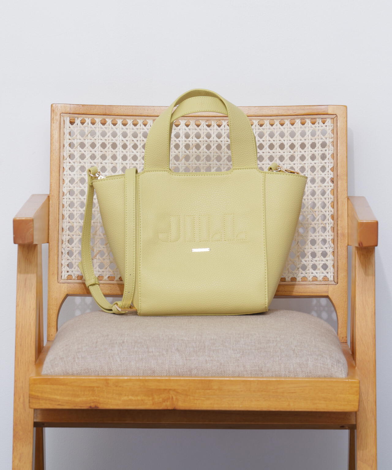 160cm 着用サイズ:FR