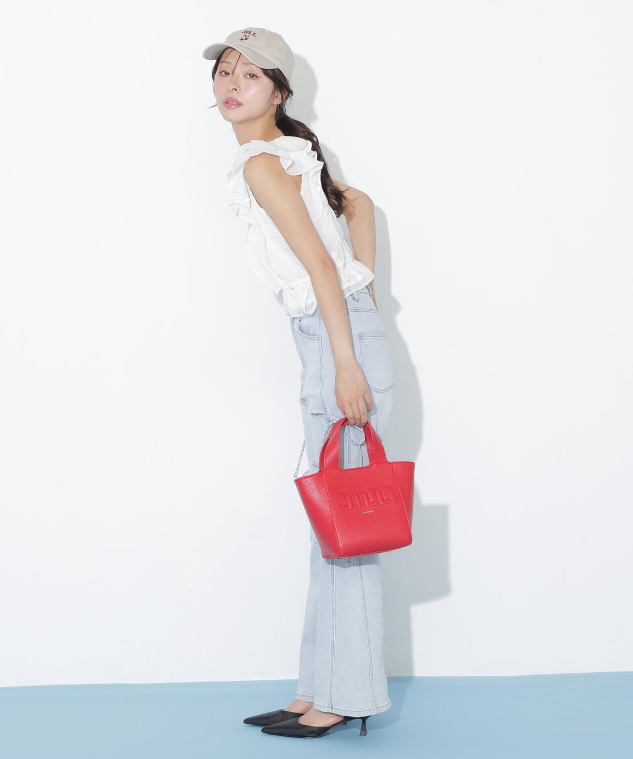 160cm 着用サイズ:FR