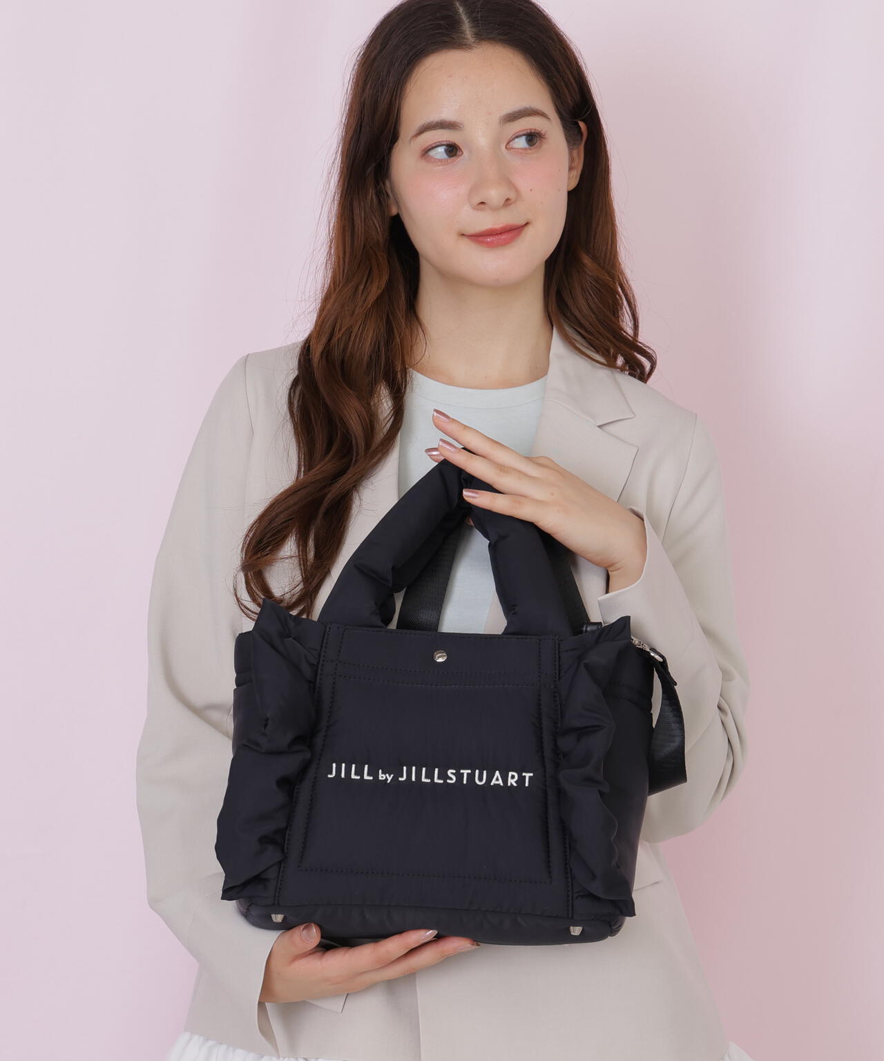 パフフリルトート