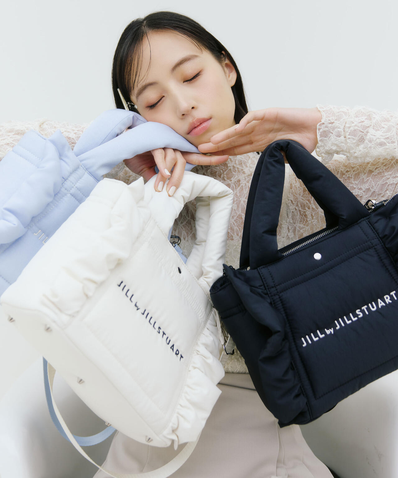 パフフリルトート