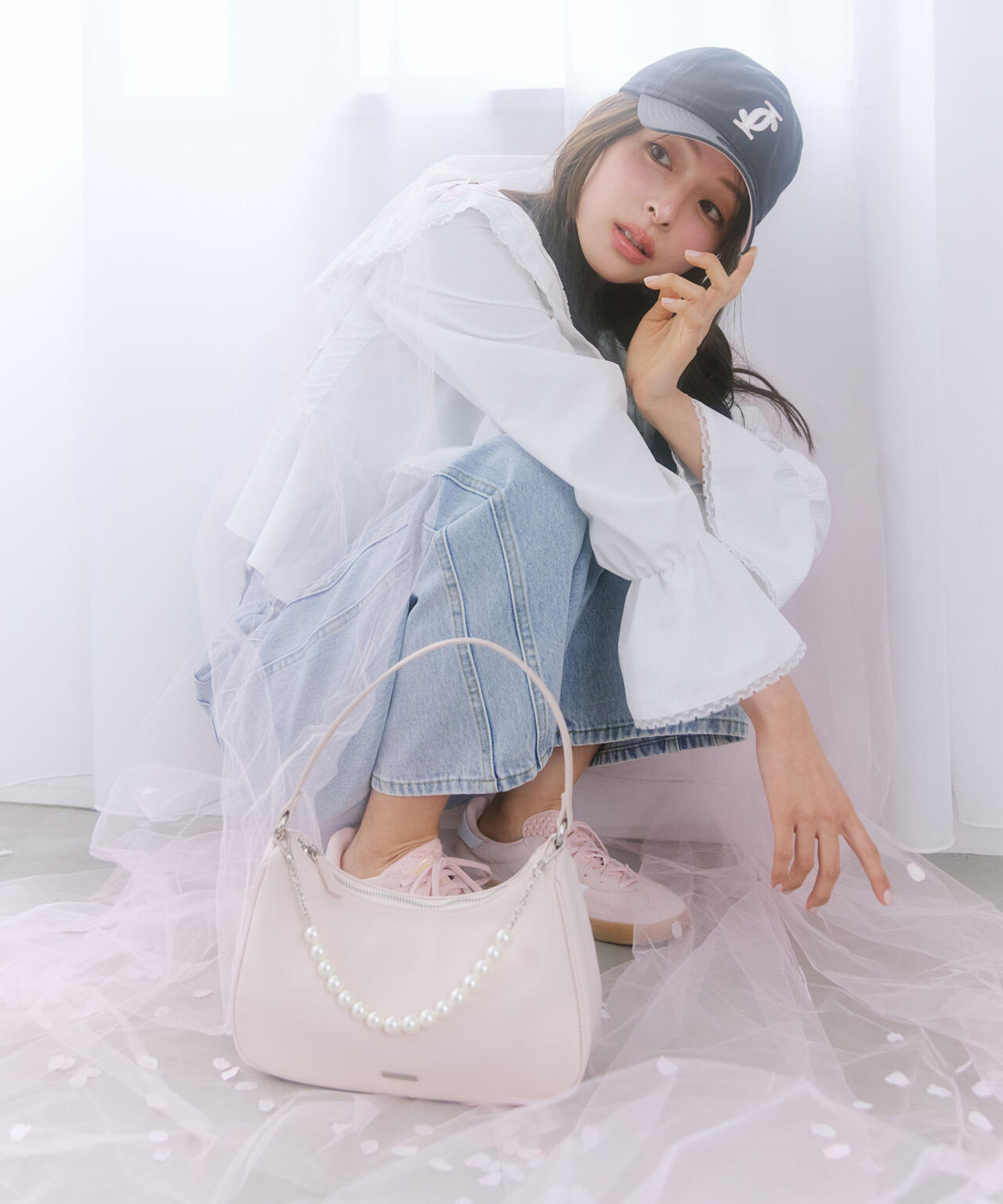 ワンハンドルハーフムーンバッグ