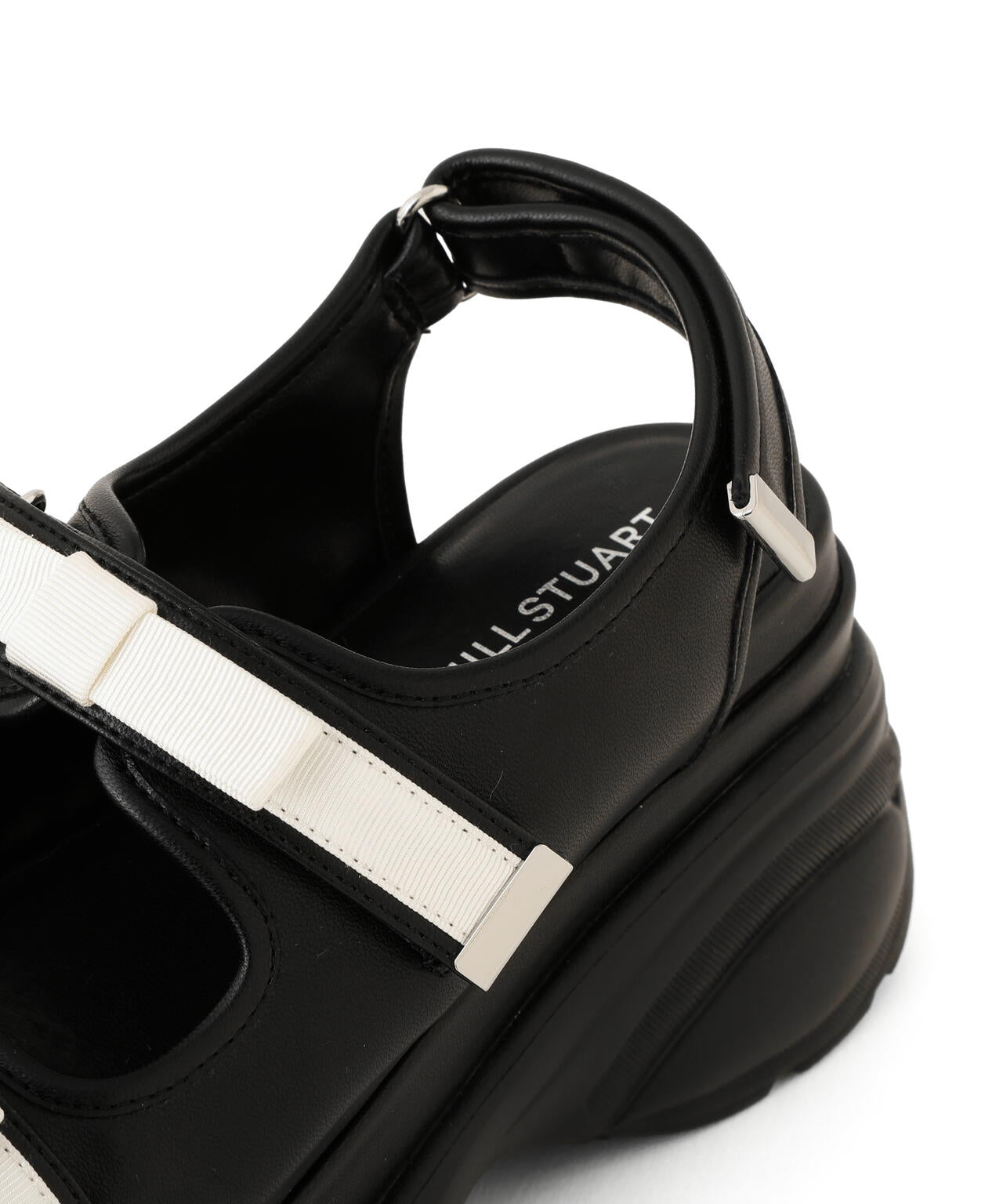 ダブルリボンサンダル