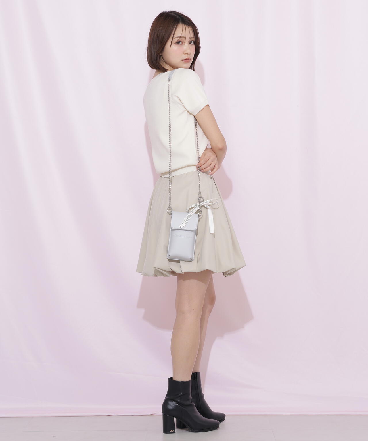 チャーム付きマルチポシェット