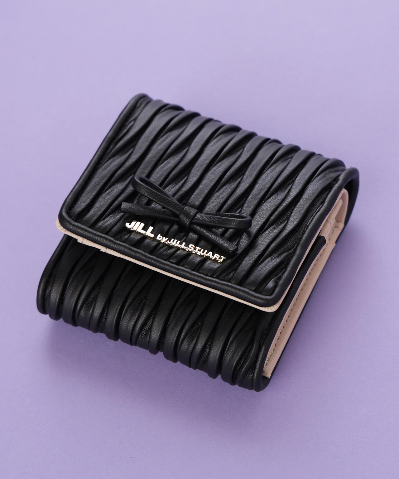 ミニリボンパフィフラップウォレット