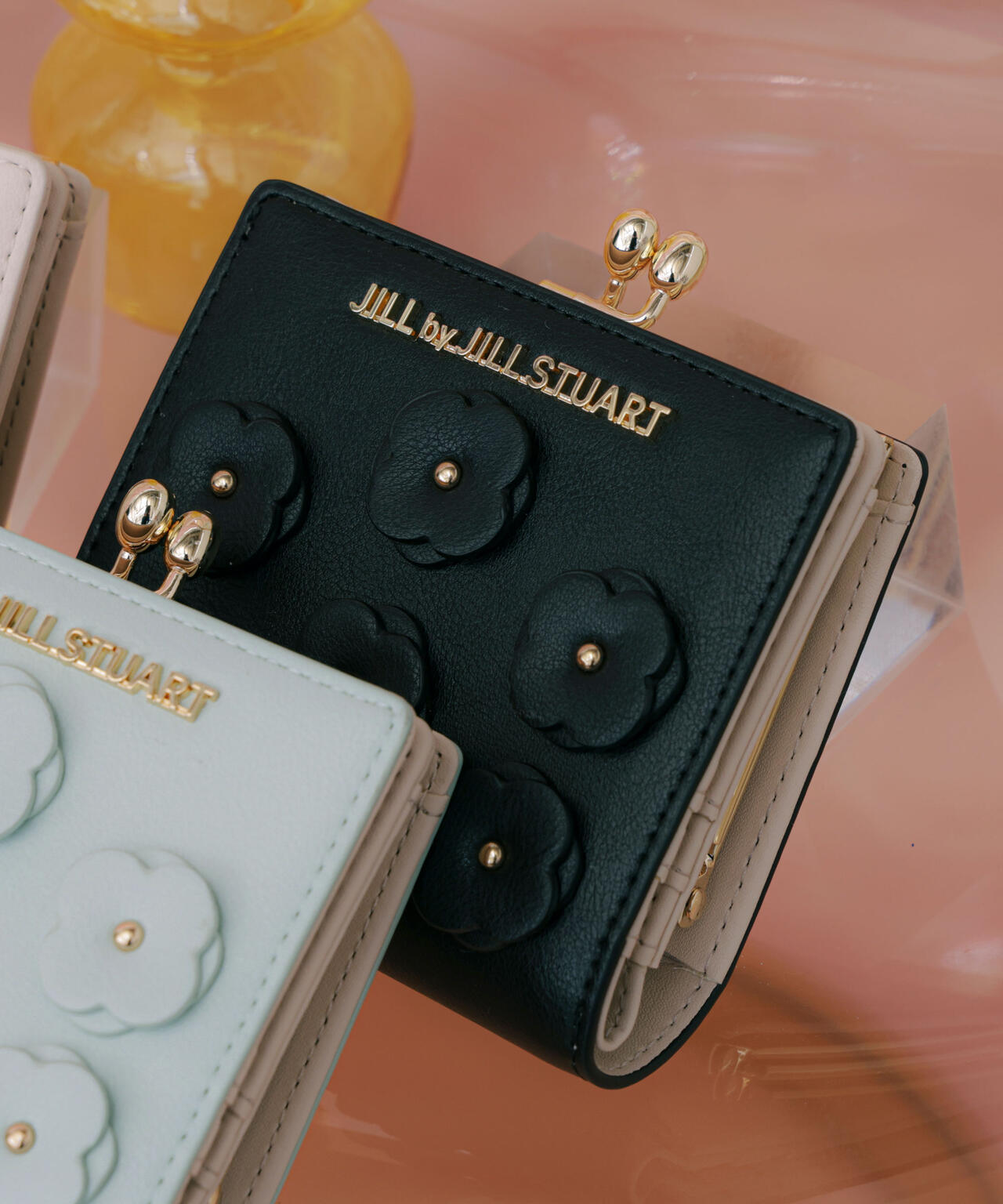 フラワーモチーフウォレット