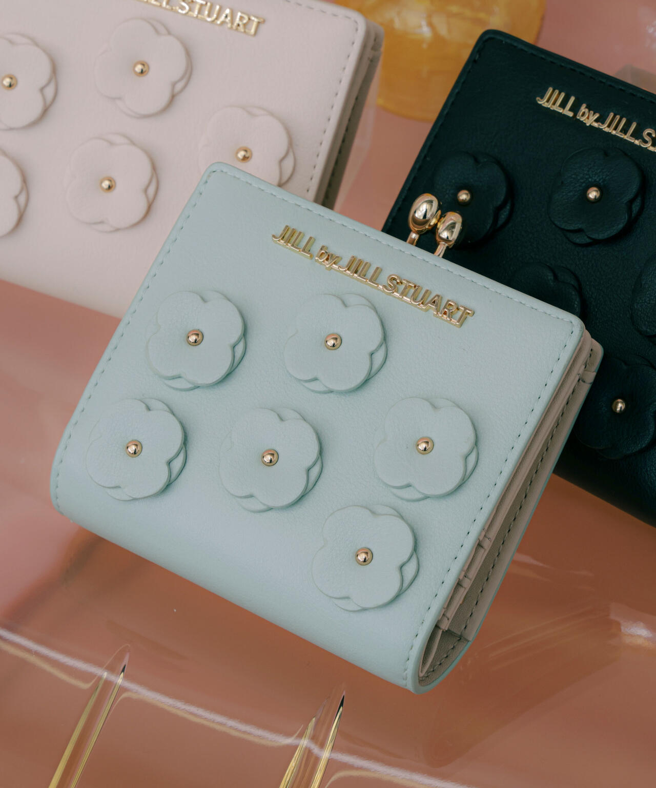 フラワーモチーフウォレット