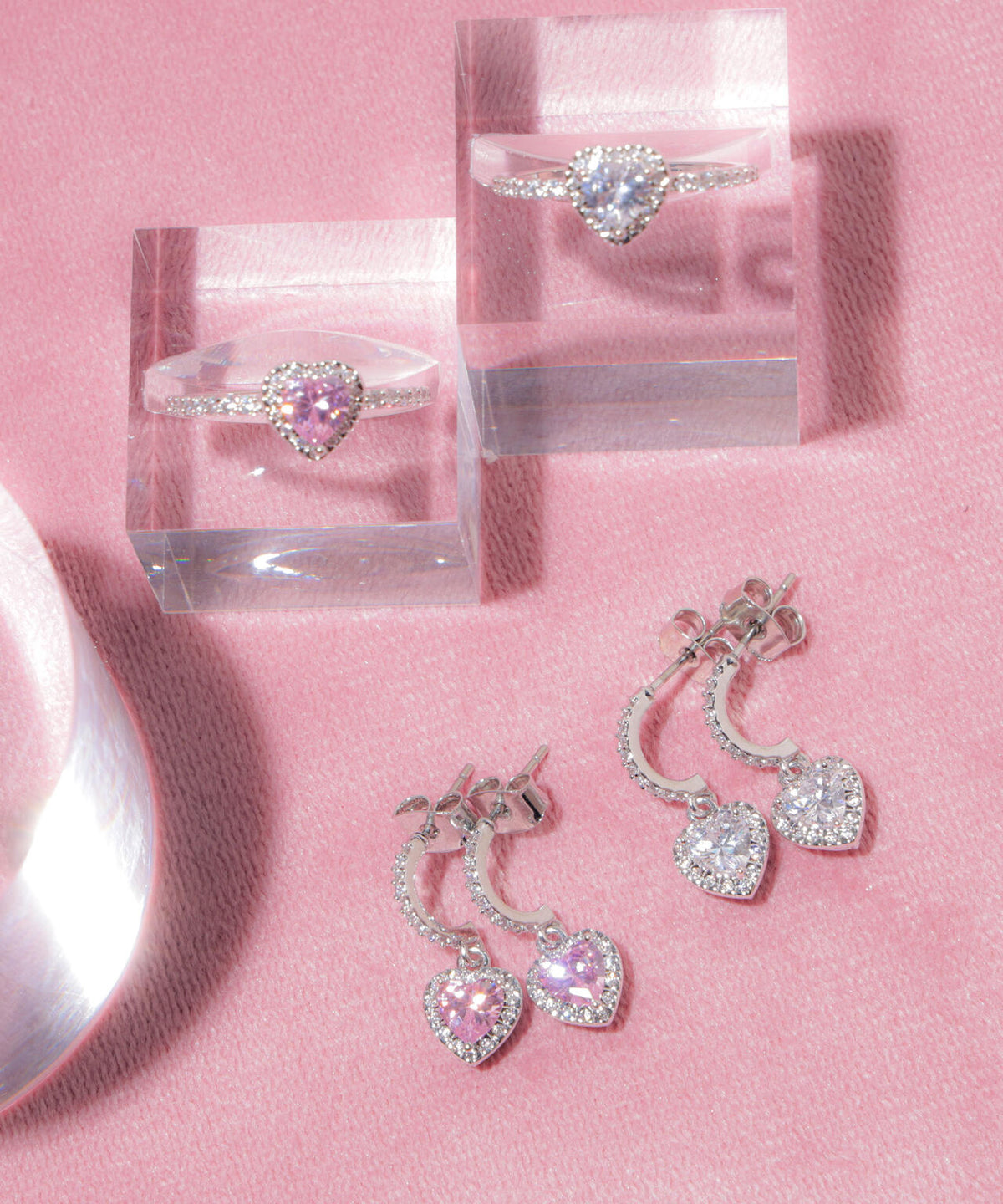 Cubic プチハートピアス