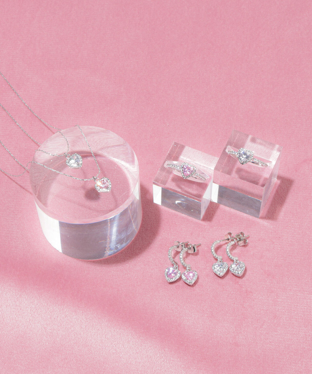 Cubic プチハートネックレス