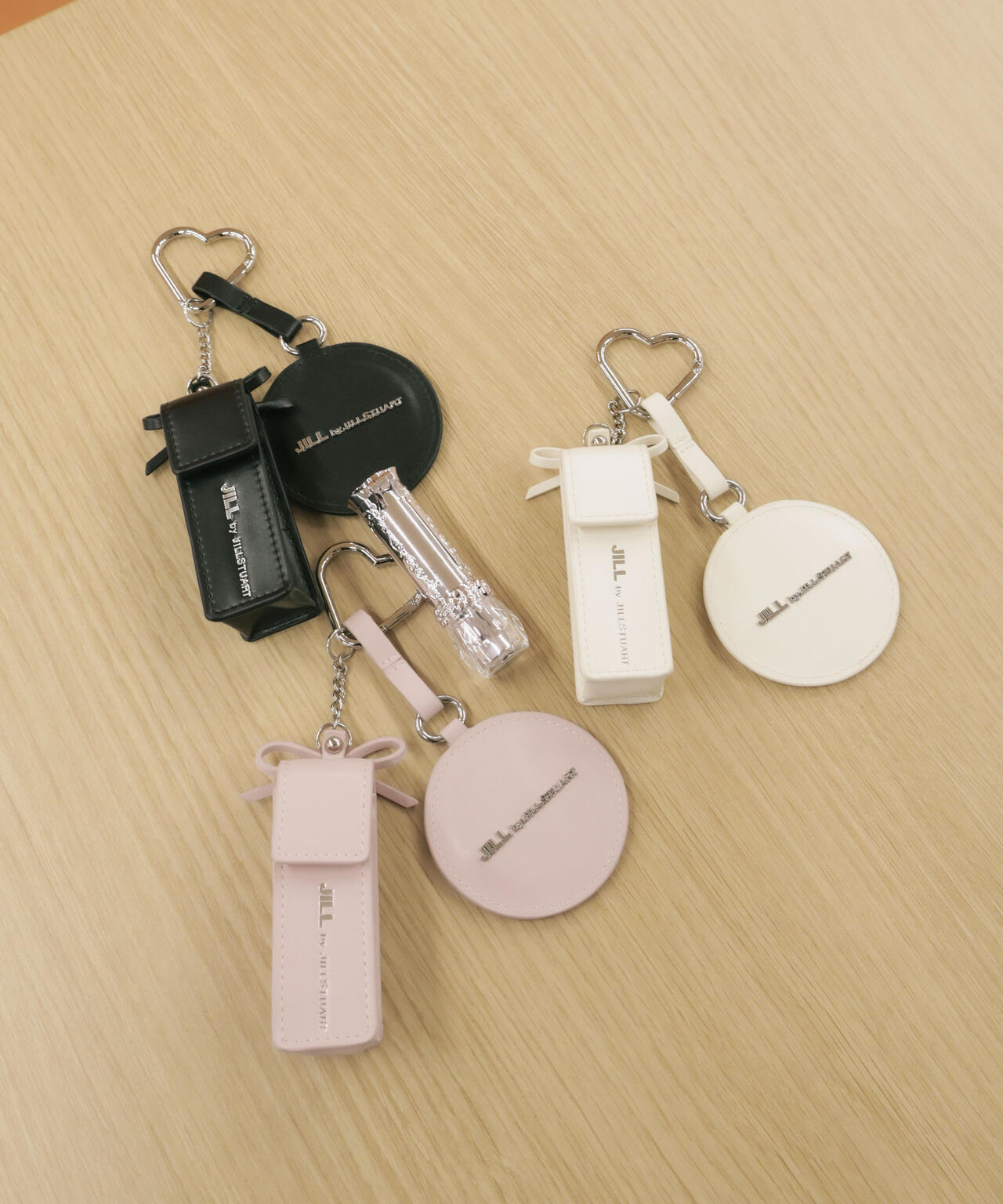 ミラー付きマルチチャーム