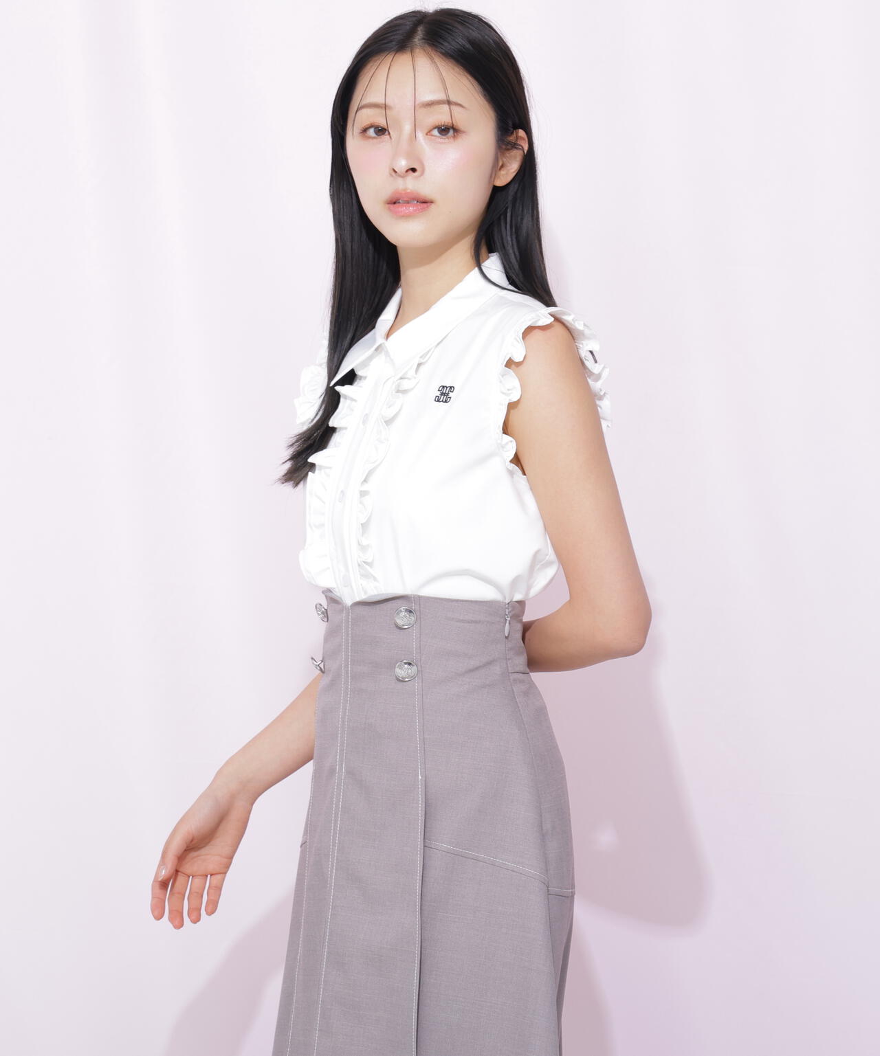 170cm 着用サイズ:FR
