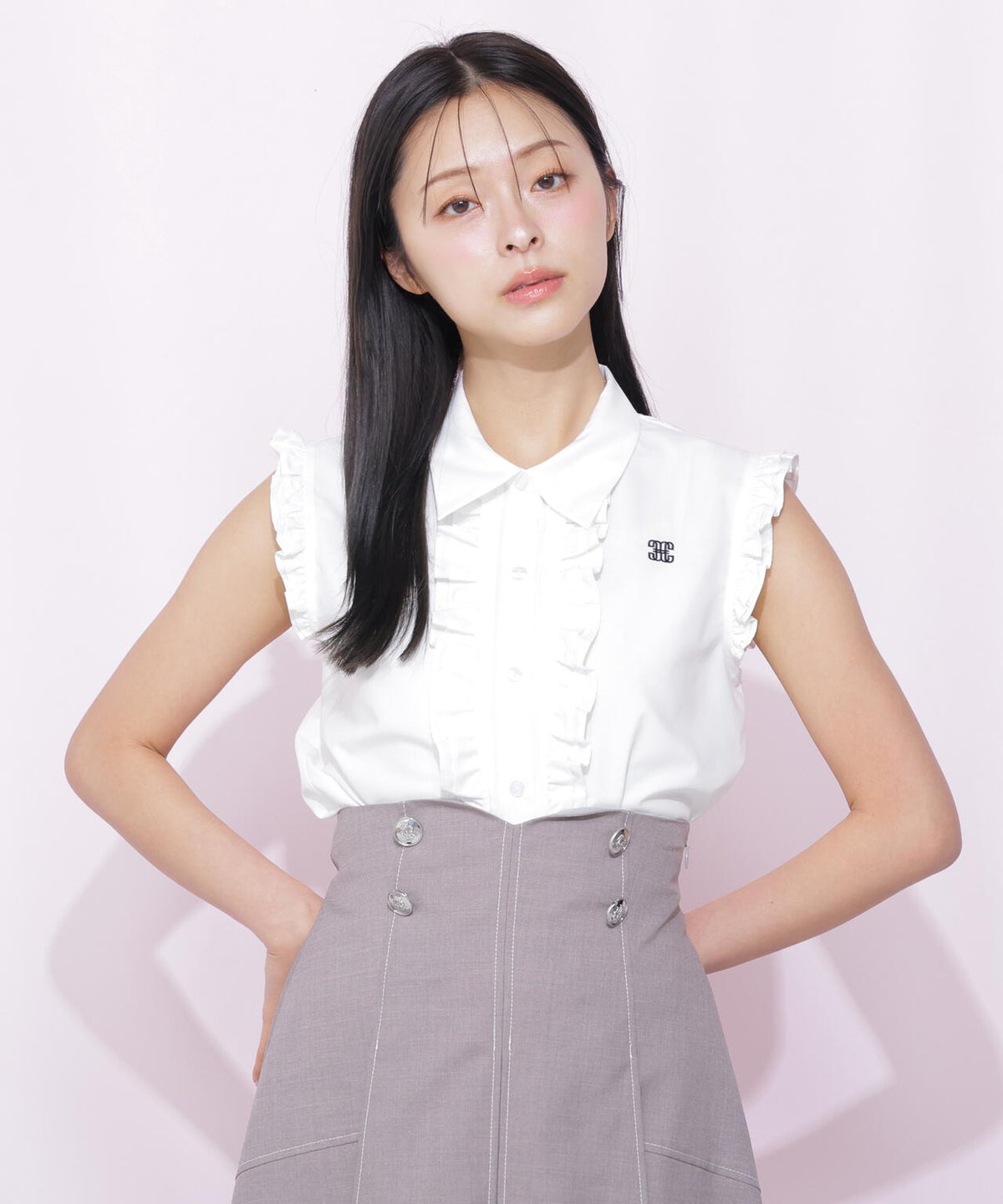 170cm 着用サイズ:FR