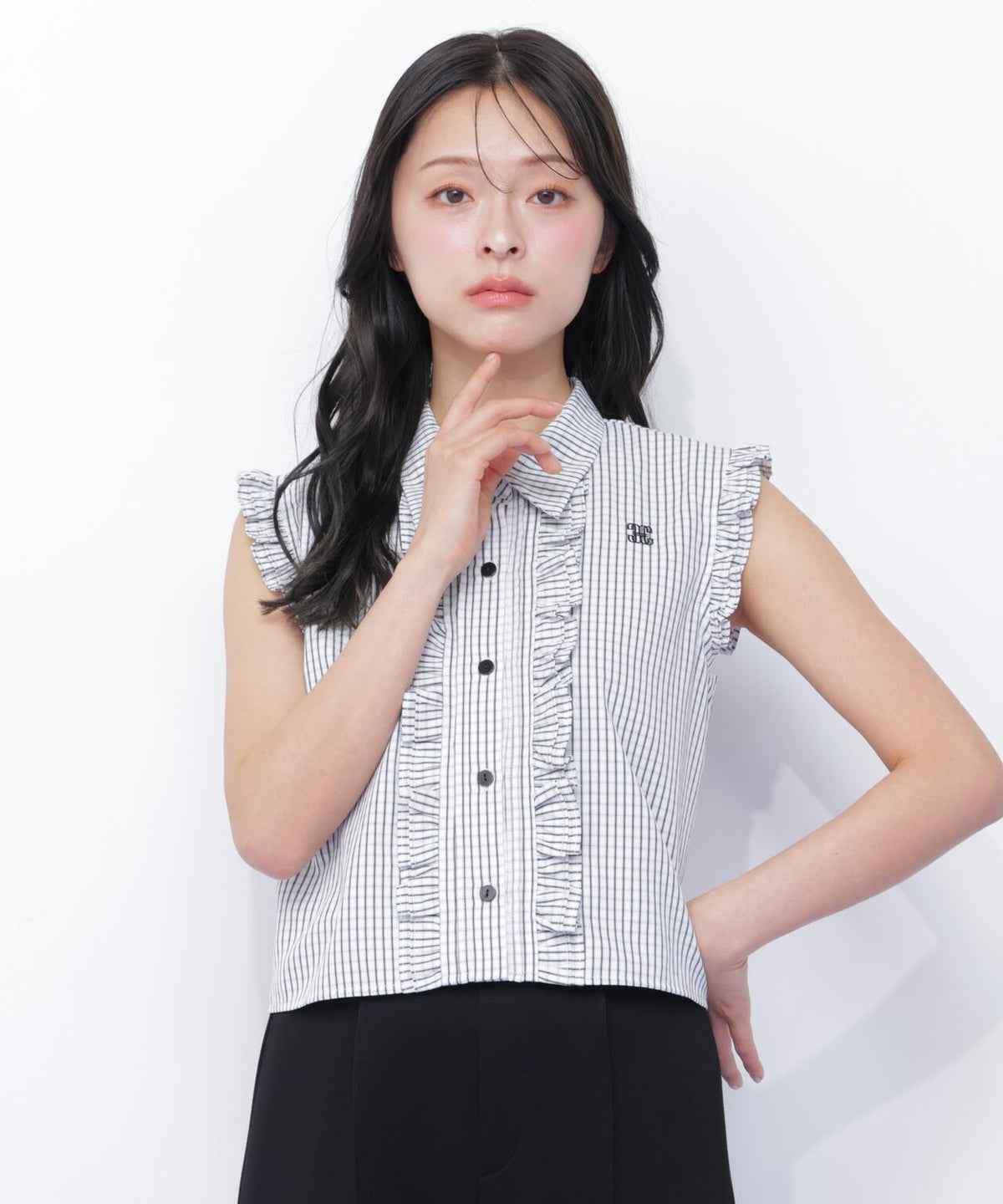 170cm 着用サイズ:FR