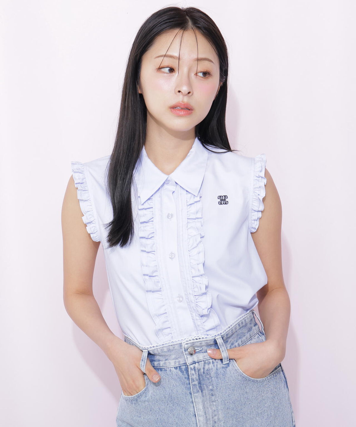 170cm 着用サイズ:FR
