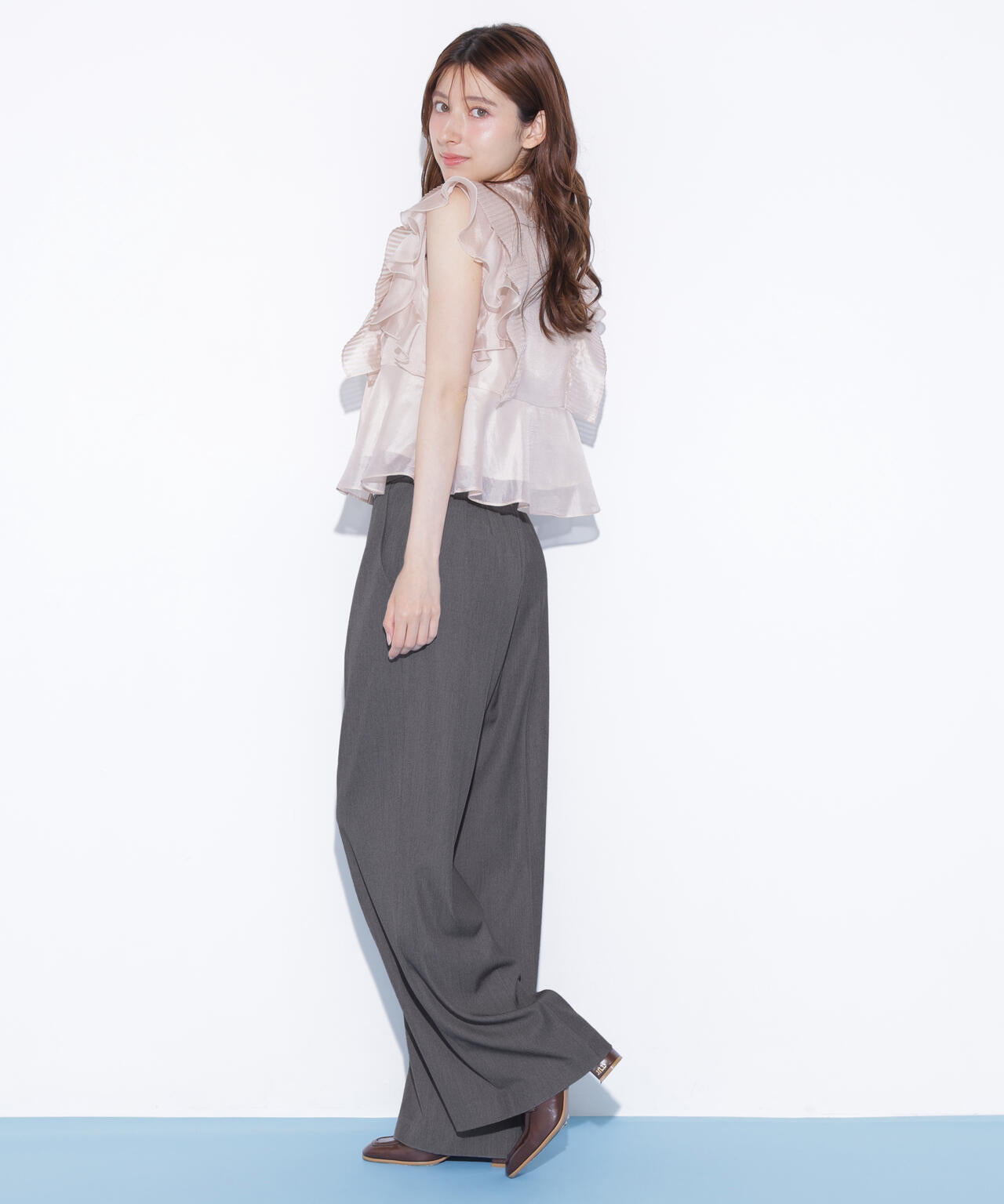 161cm 着用サイズ:FR