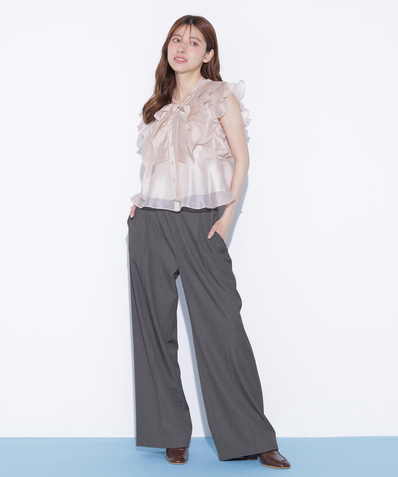 161cm 着用サイズ:FR