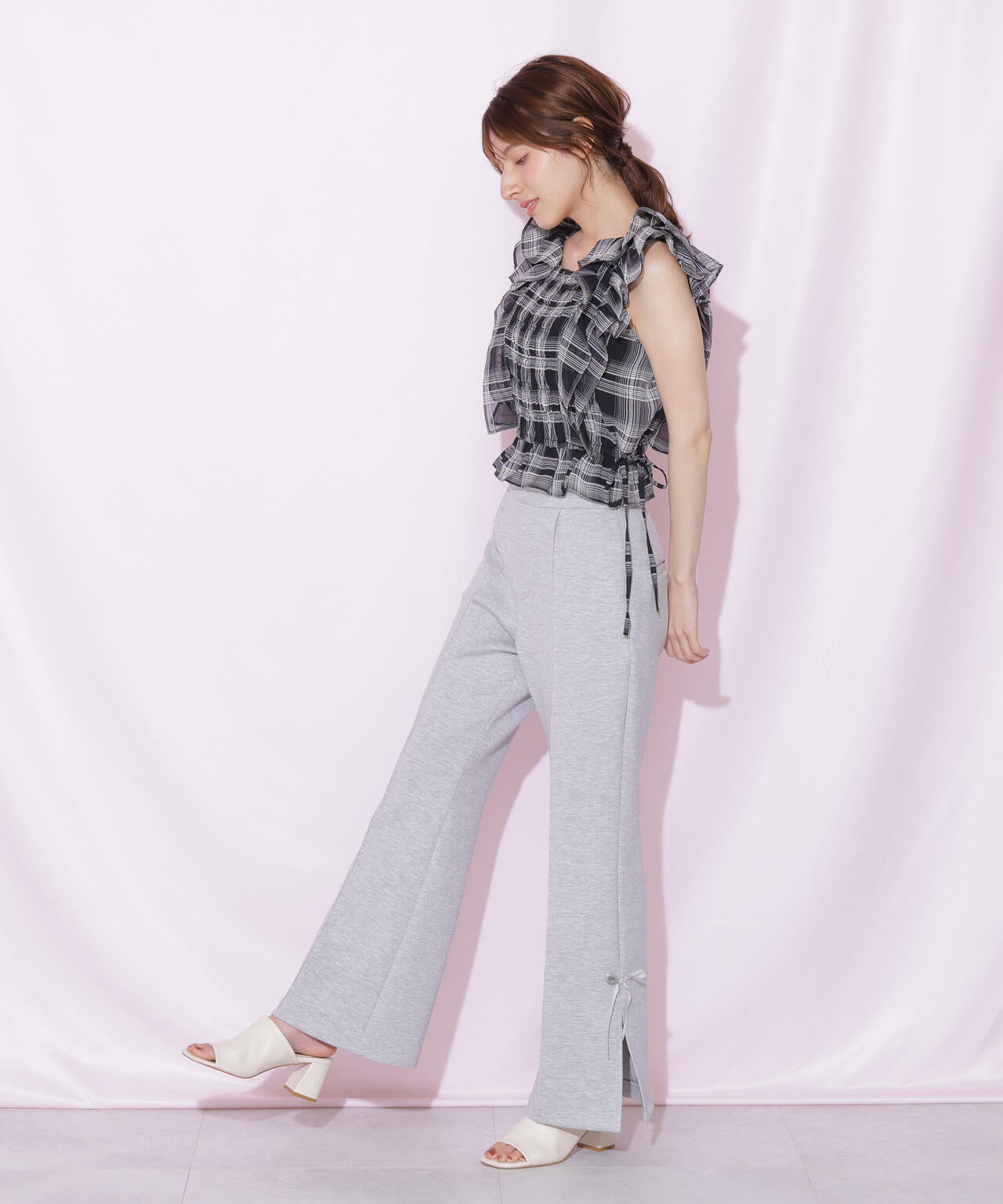 161cm 着用サイズ:FR