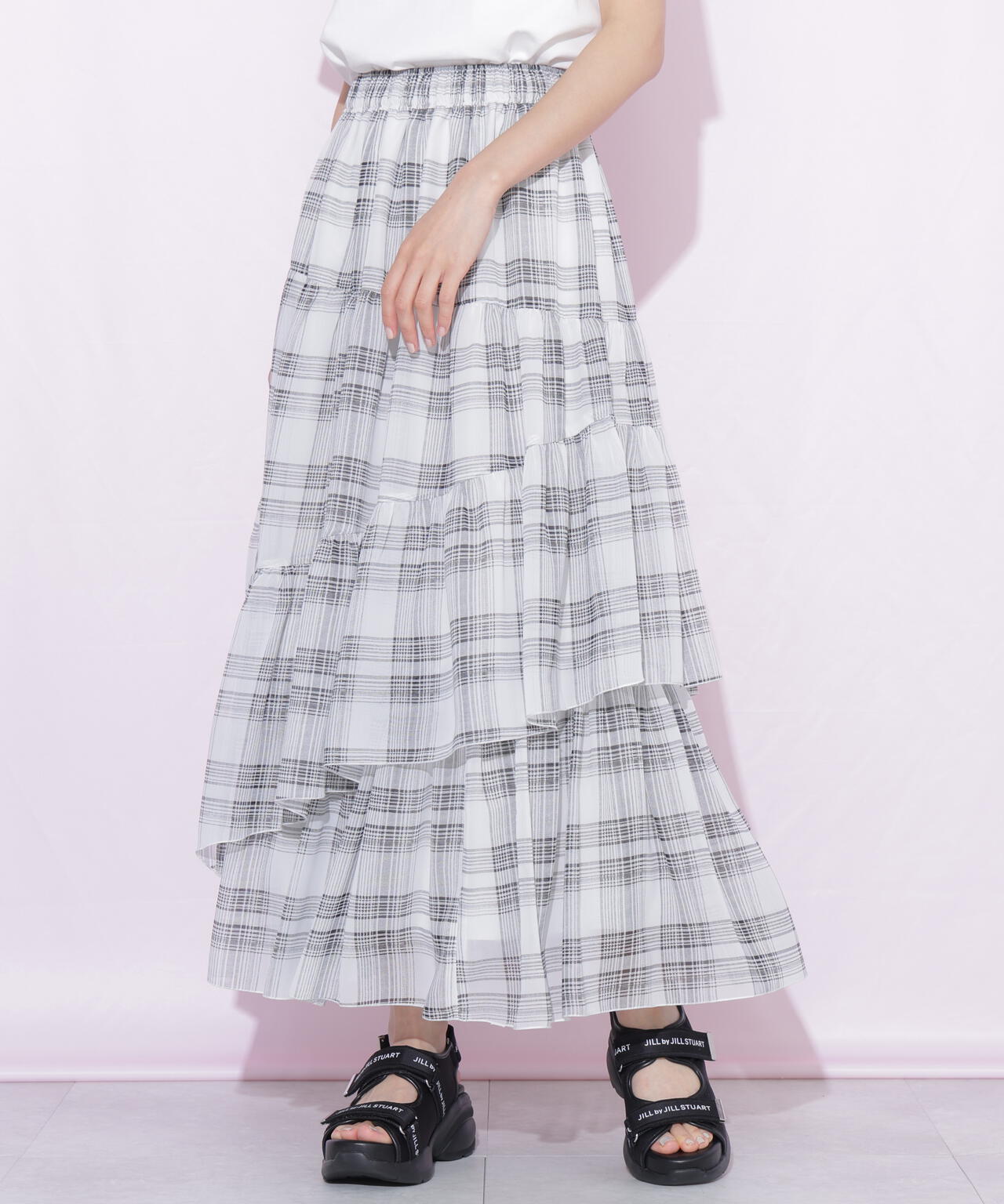 160cm 着用サイズ:FR