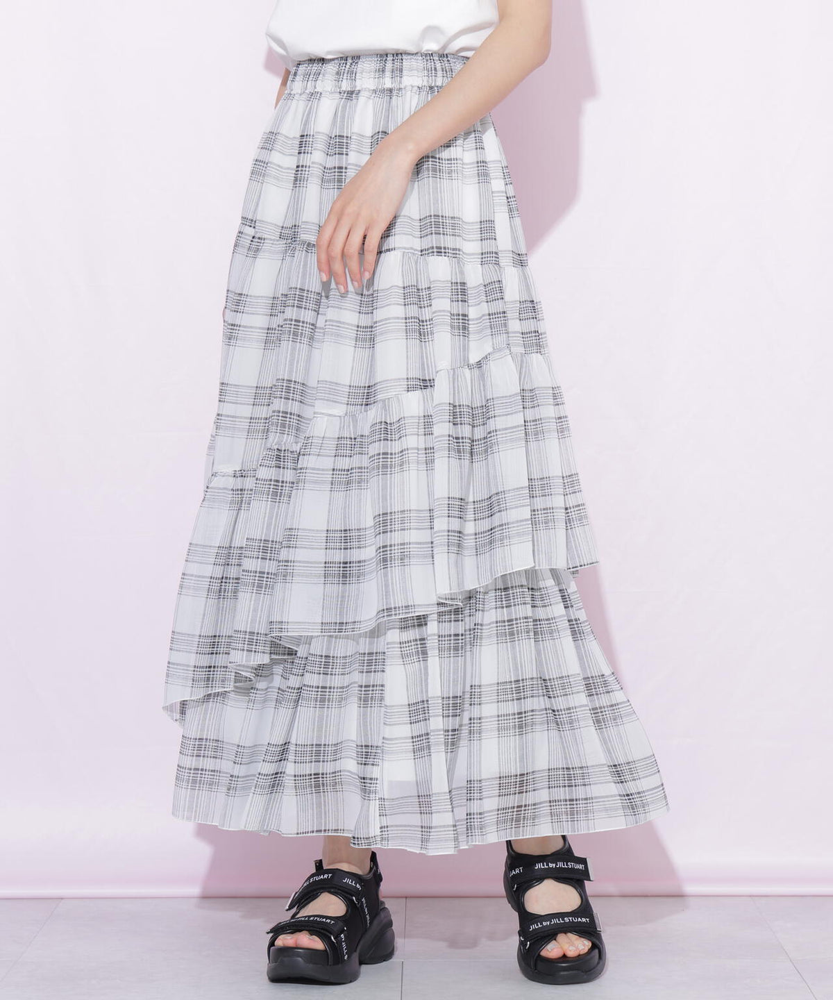 160cm 着用サイズ:FR
