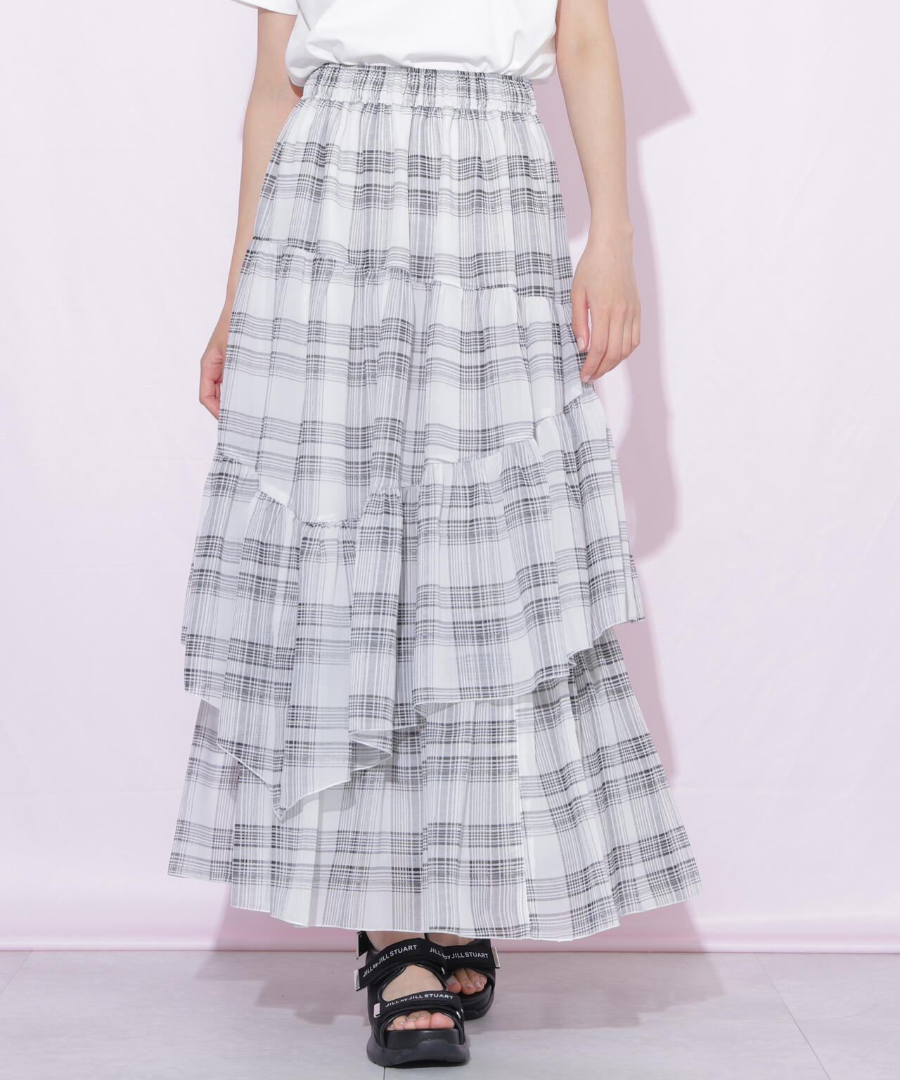 160cm 着用サイズ:FR