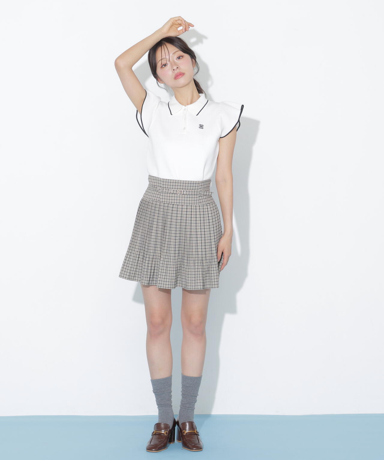 ベルト付きプリーツミニスカート
