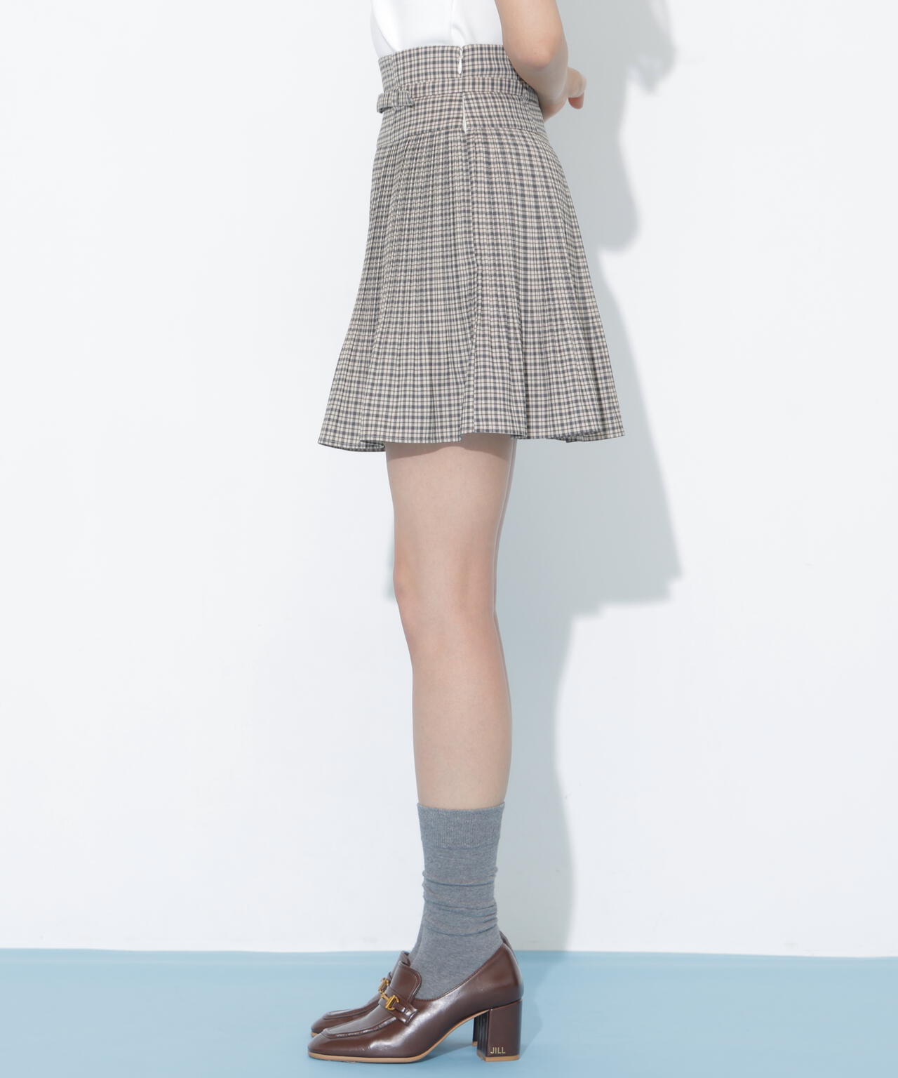 ベルト付きプリーツミニスカート