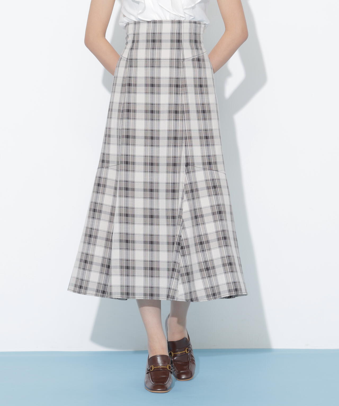 170cm 着用サイズ:FR