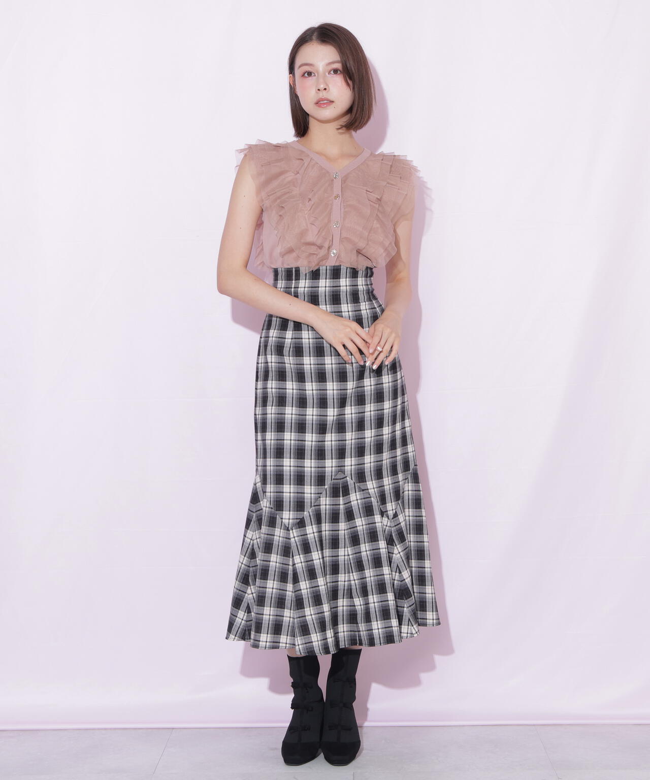 160cm 着用サイズ:FR