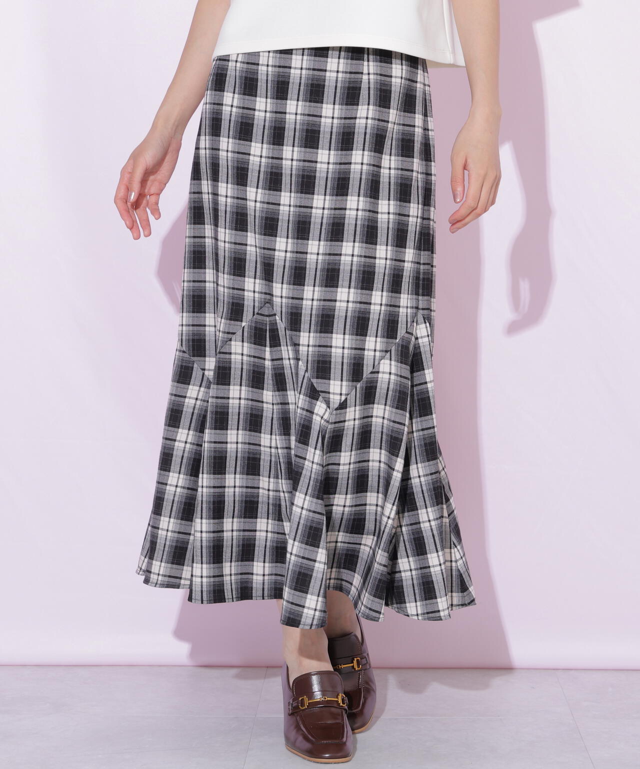 160cm 着用サイズ:FR