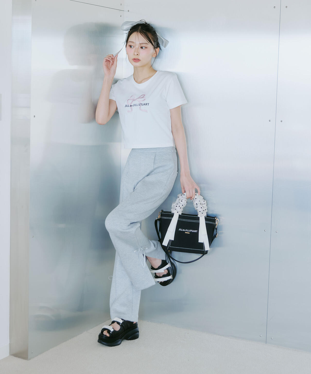 170cm 着用サイズ:FR