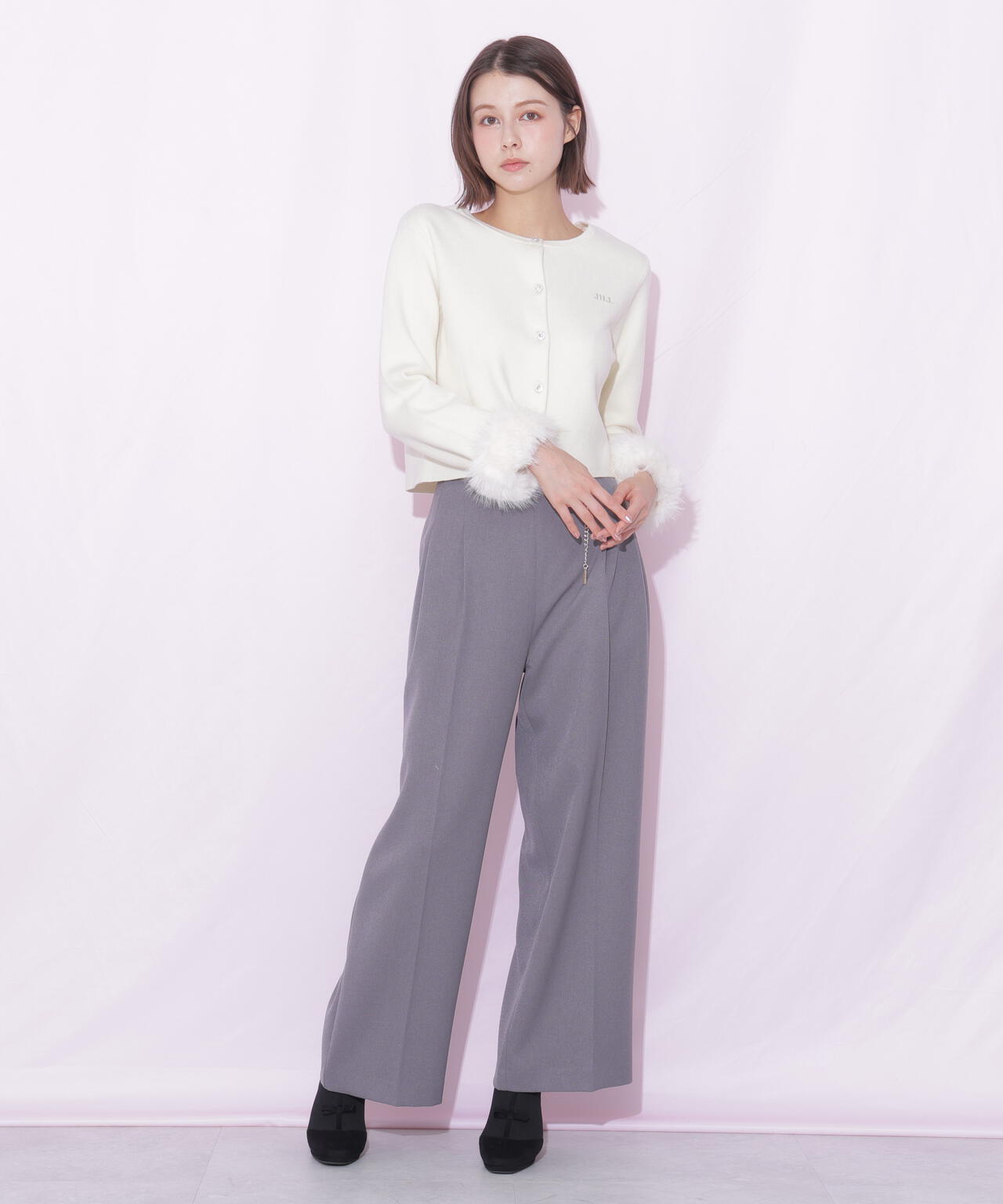 チェーンベルトパンツ
