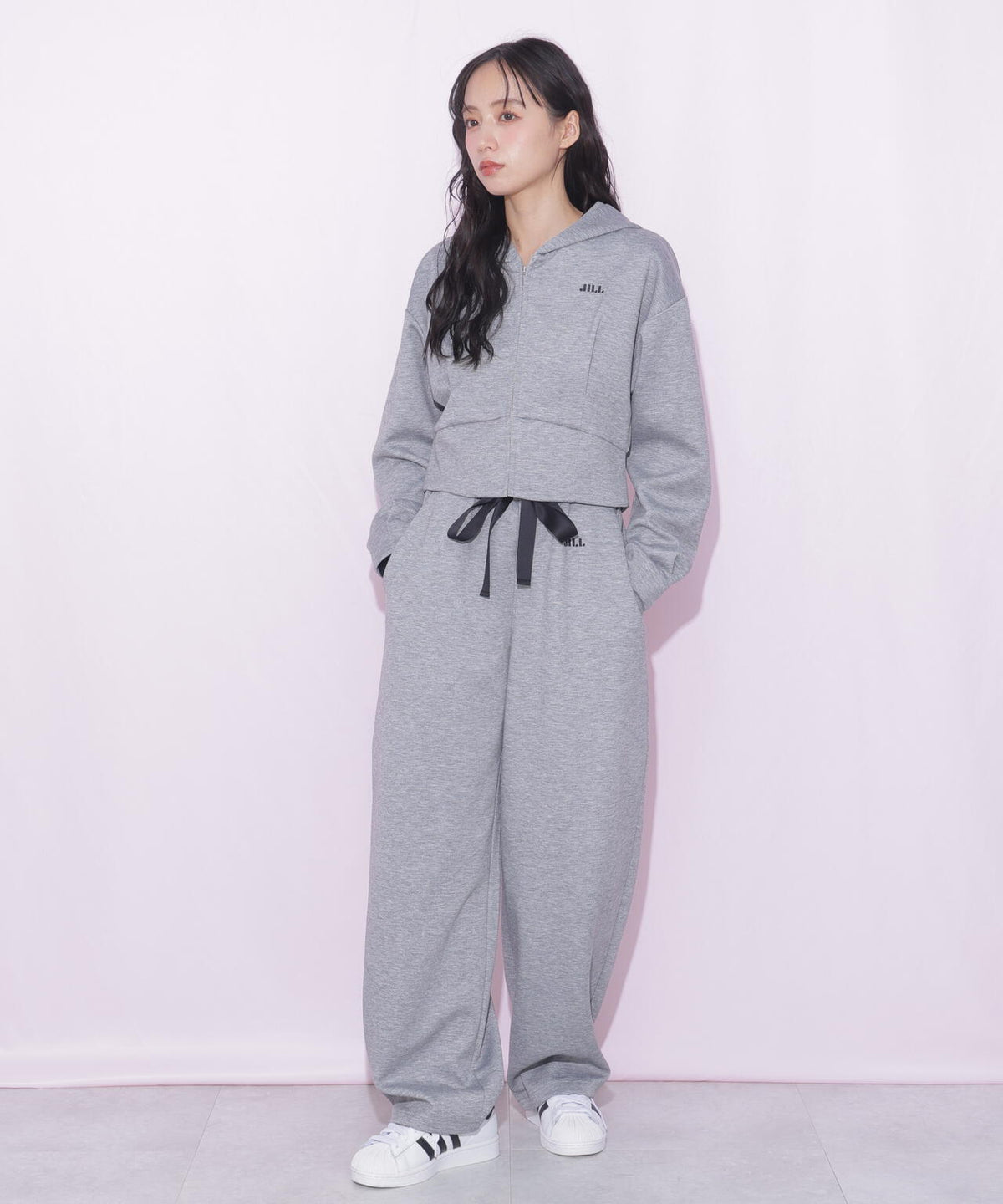 160cm 着用サイズ:FR
