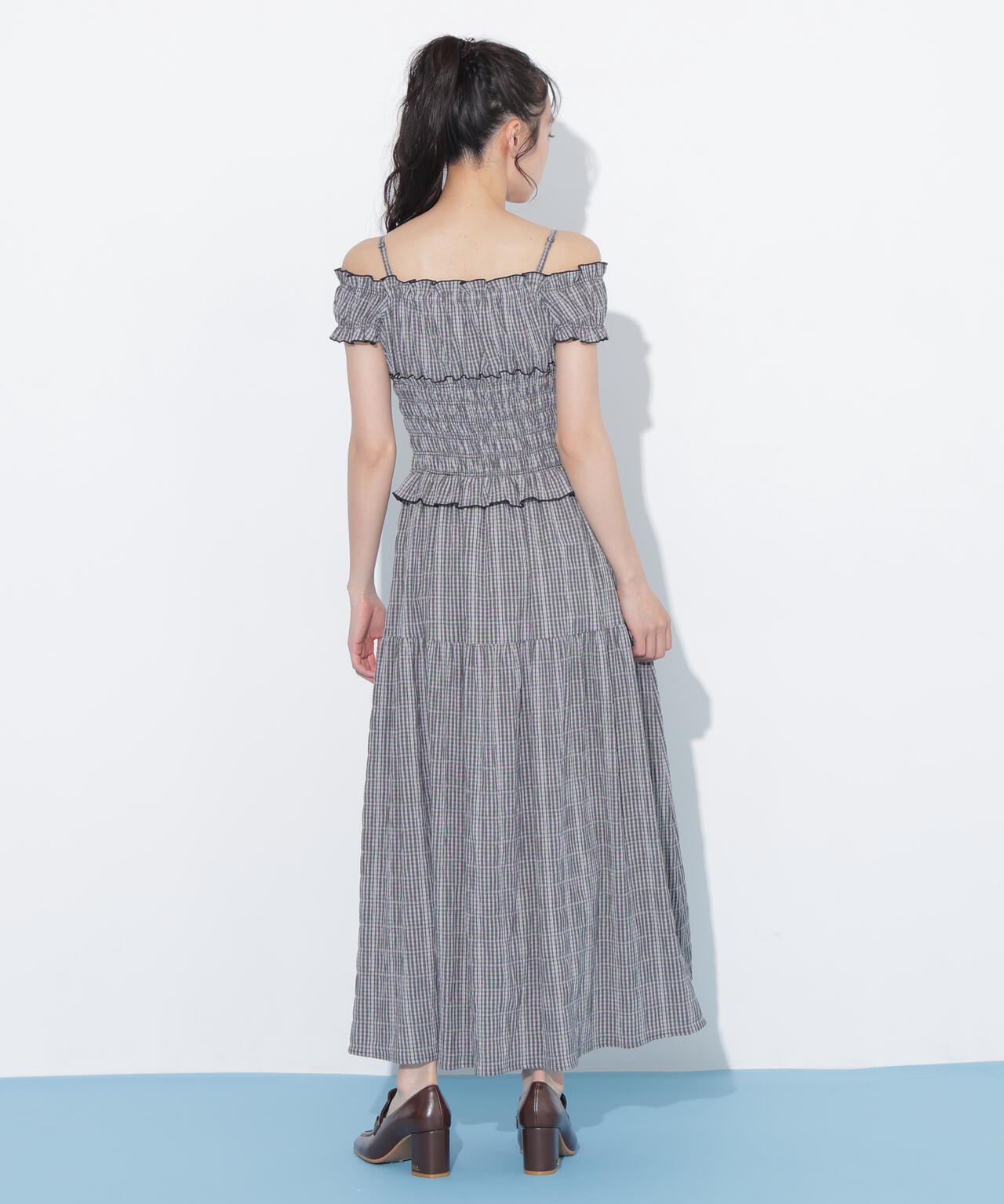 160cm 着用サイズ:FR