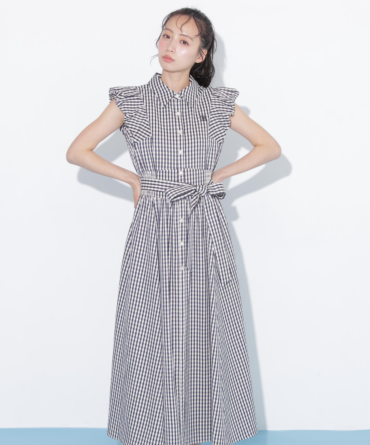 160cm 着用サイズ:FR