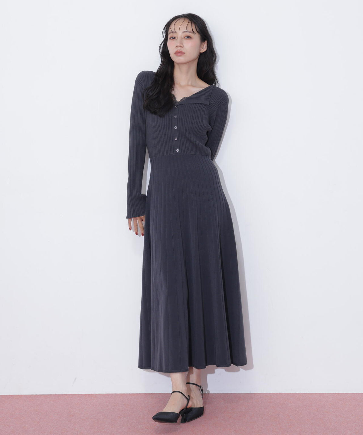 160cm 着用サイズ:FR