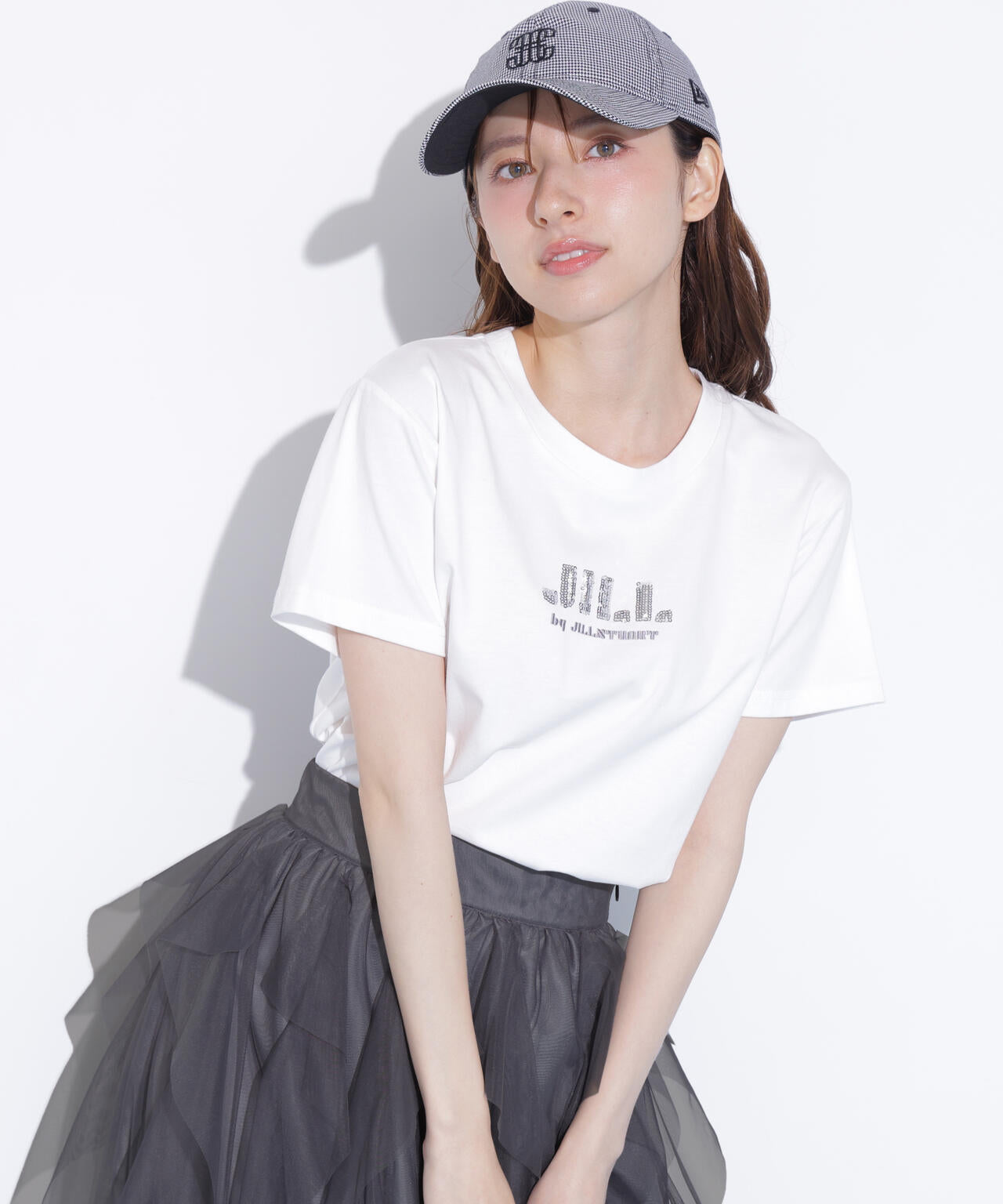 スパンコールロゴ刺繍Tシャツ OC