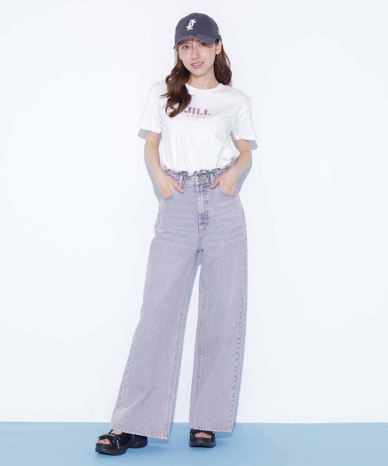 161cm 着用サイズ:FR