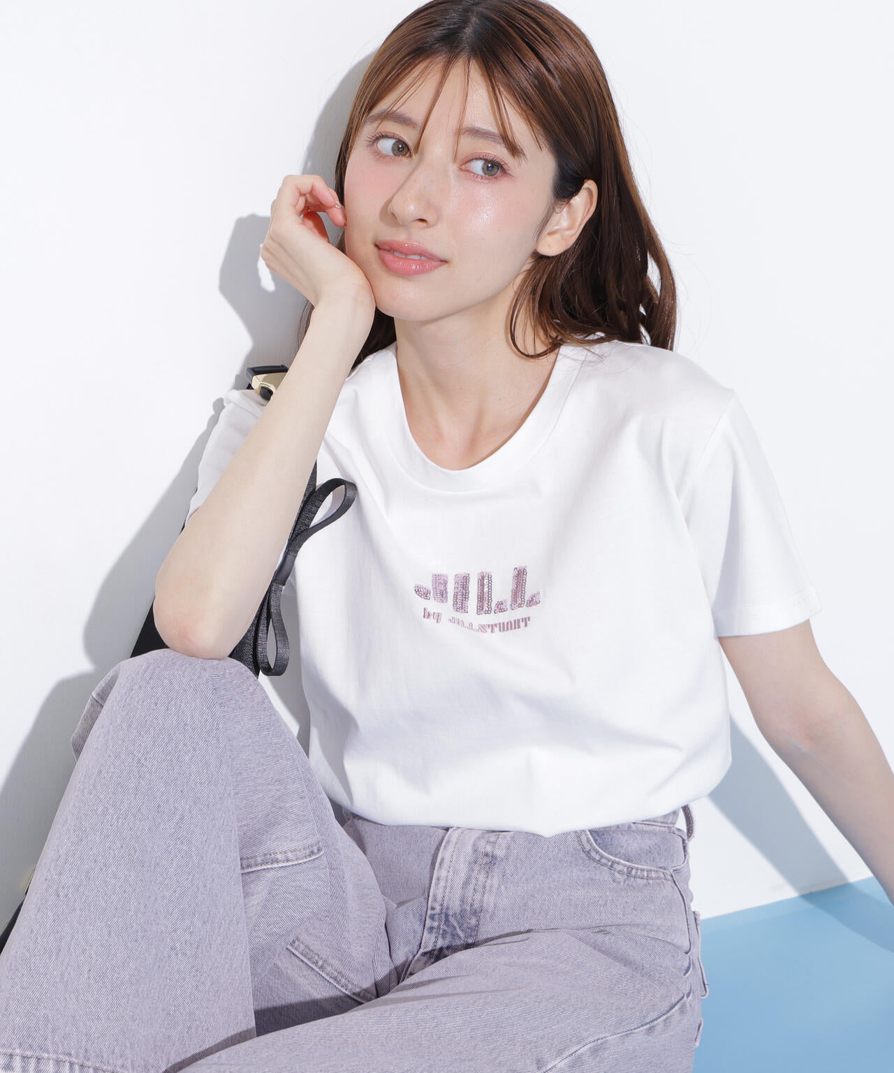 スパンコールロゴ刺繍Tシャツ OC