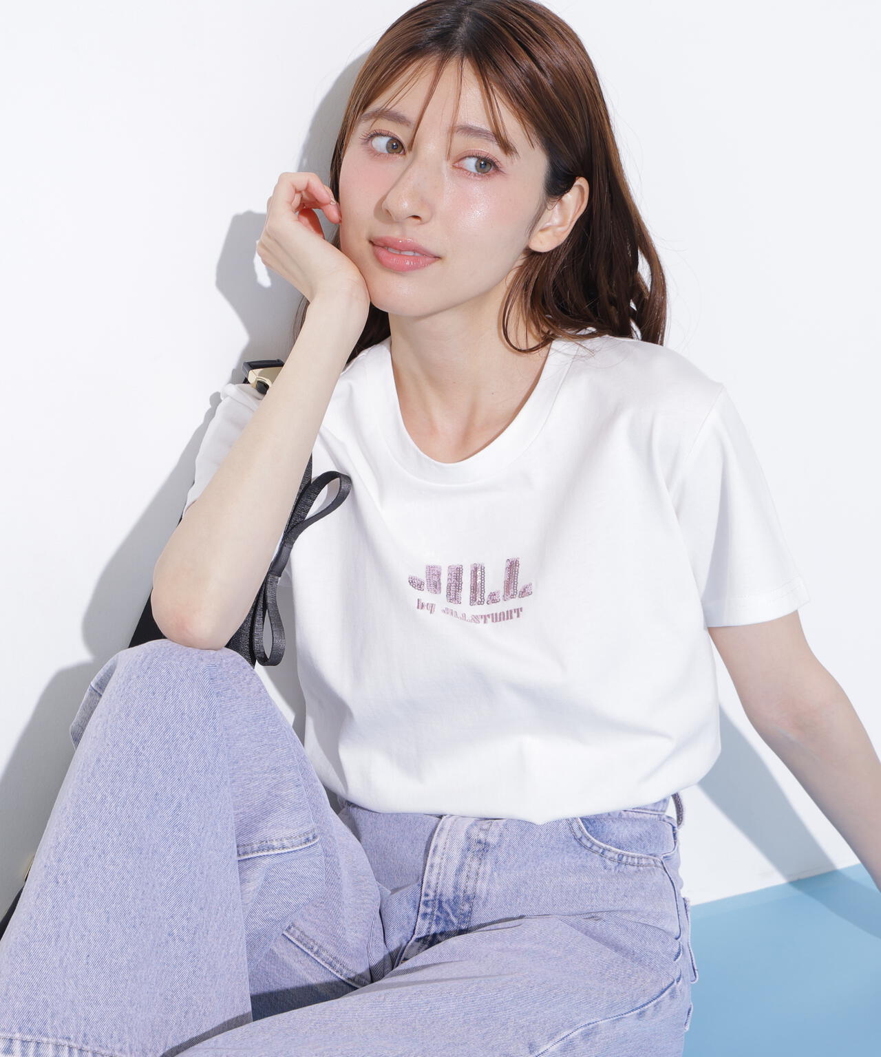 スパンコールロゴ刺繍Tシャツ OC
