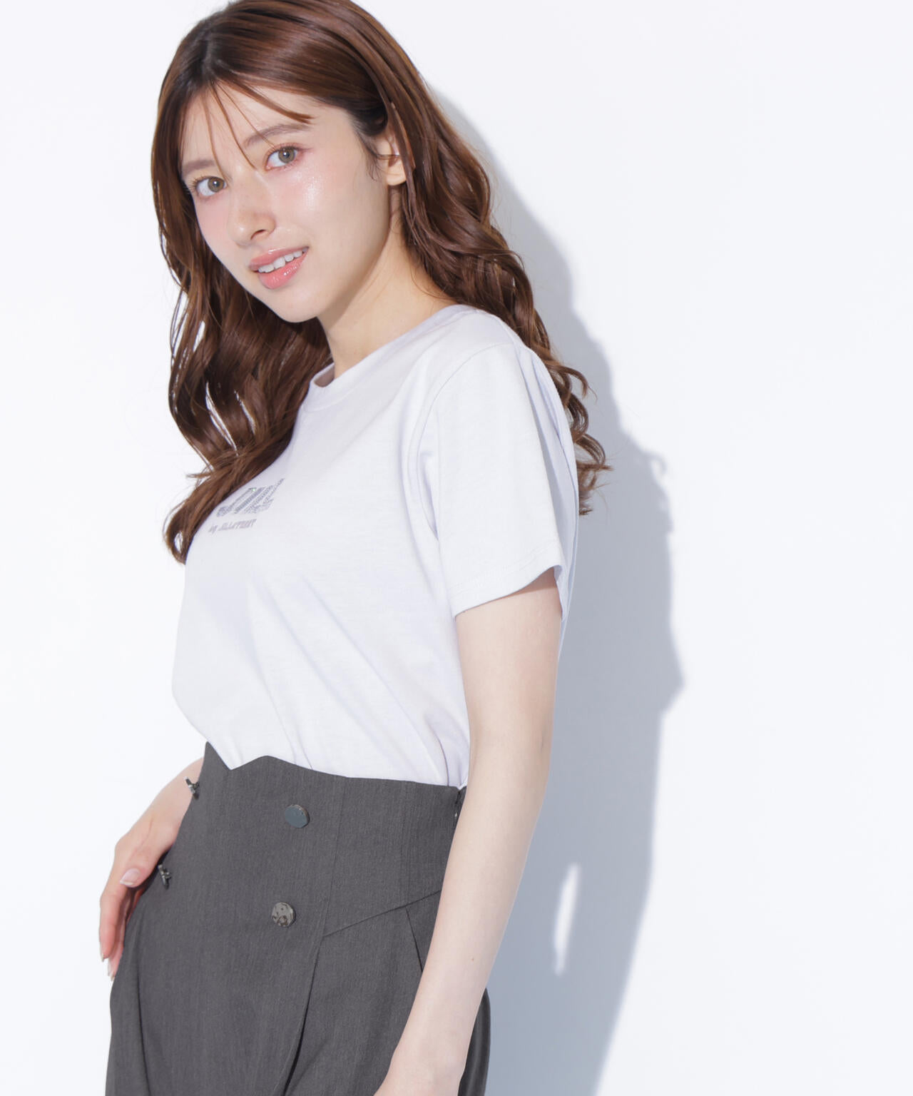 スパンコールロゴ刺繍Tシャツ OC