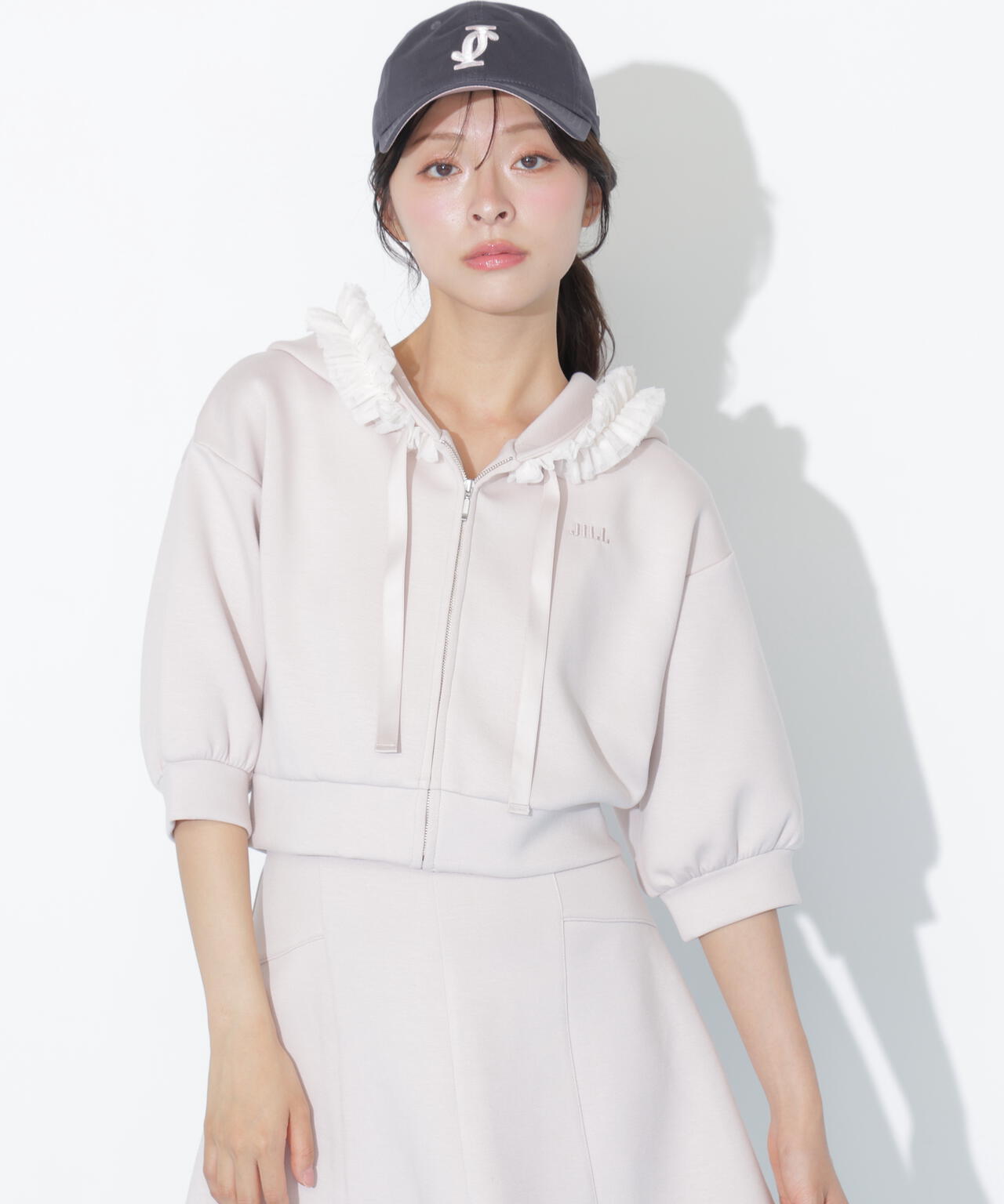 170cm 着用サイズ:FR