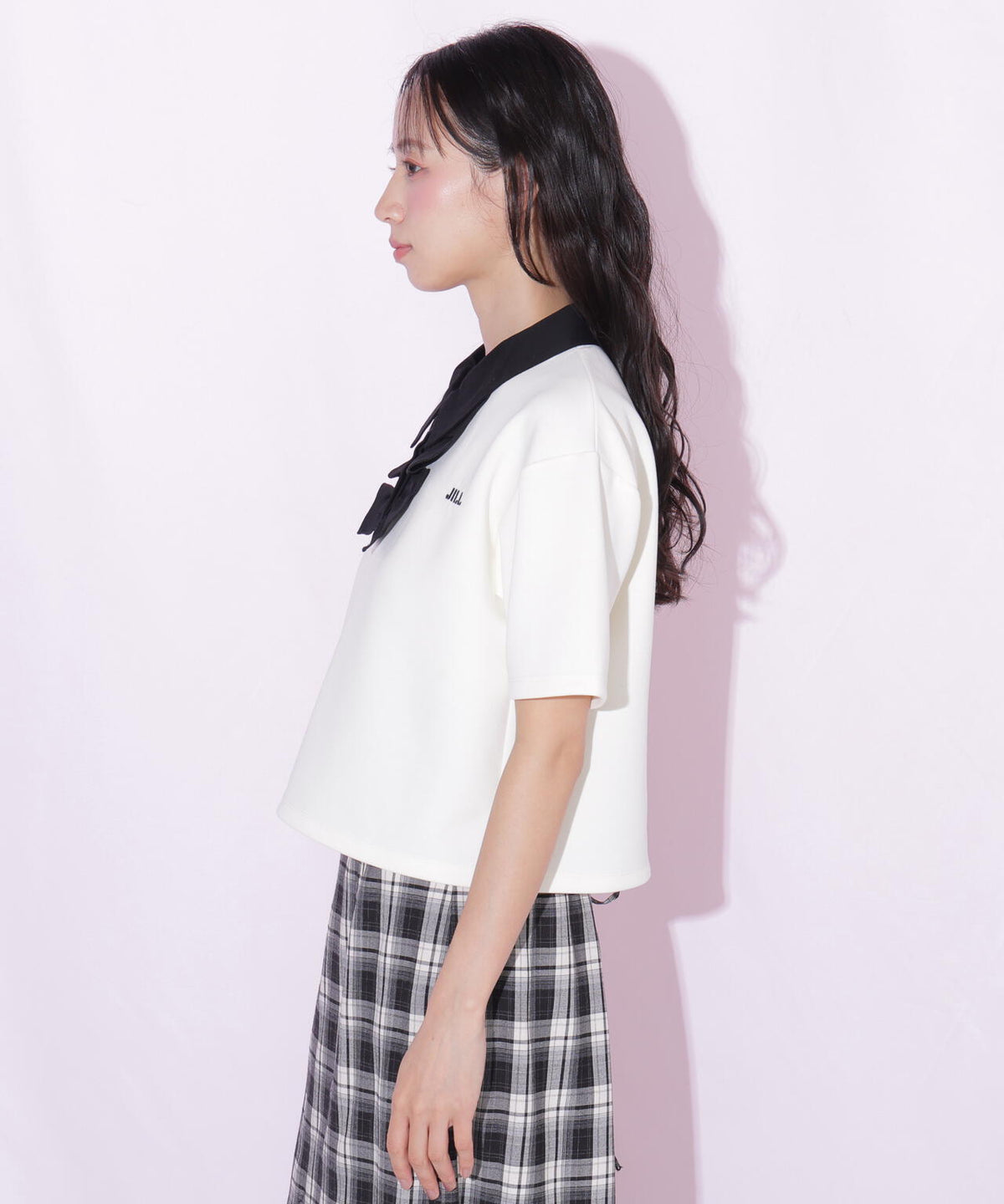 160cm 着用サイズ:FR