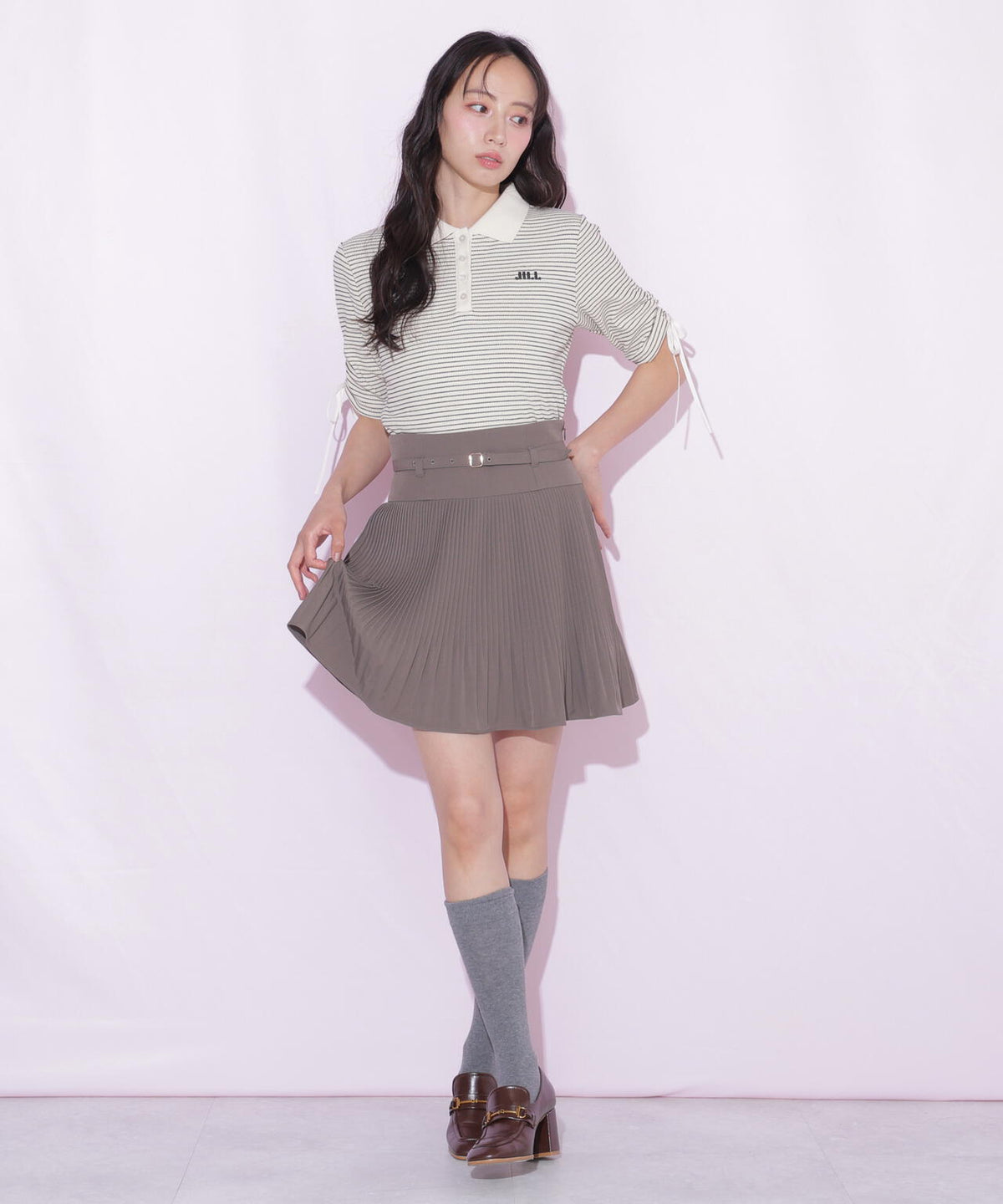 160cm 着用サイズ:FR