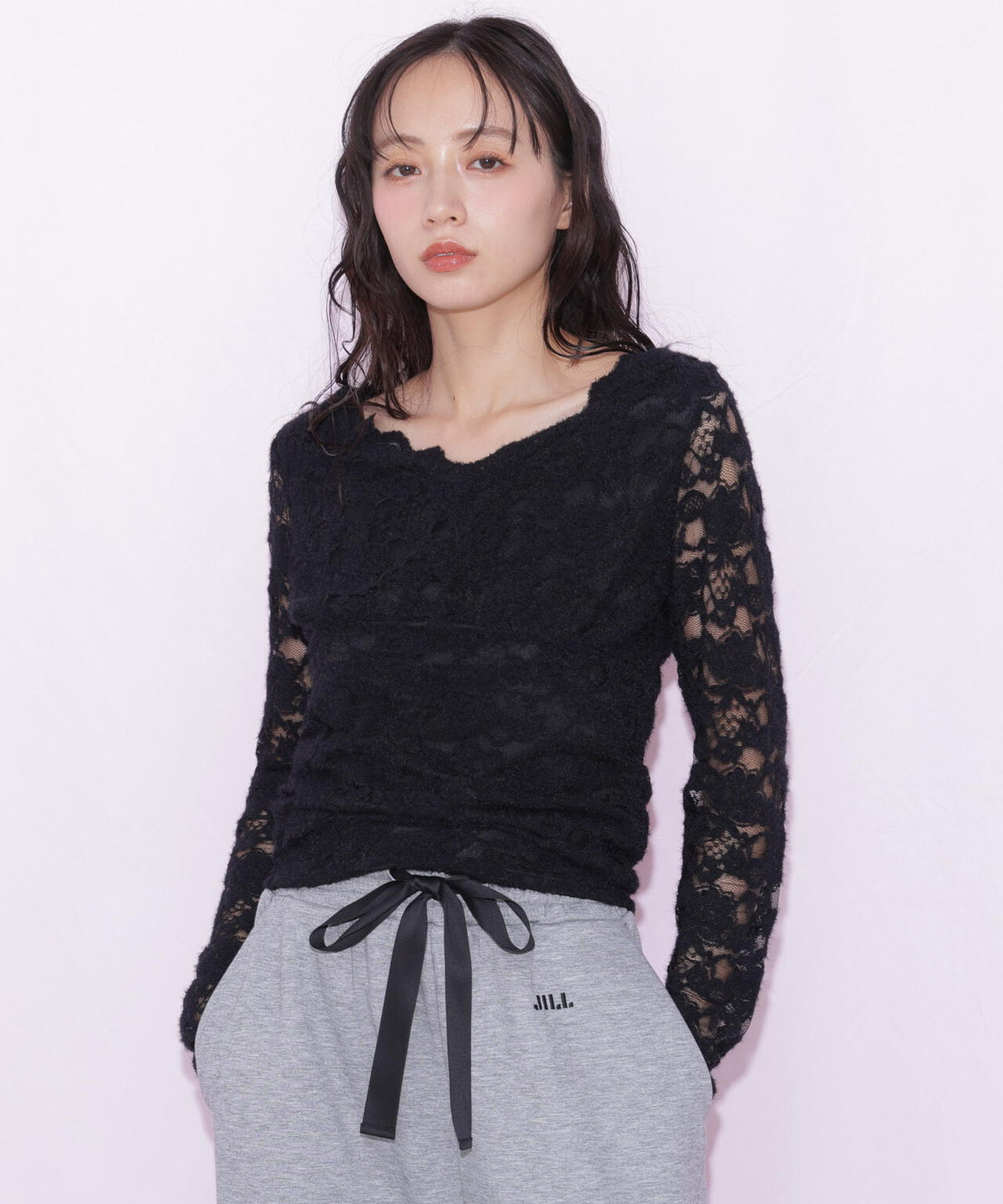 160cm 着用サイズ:FR