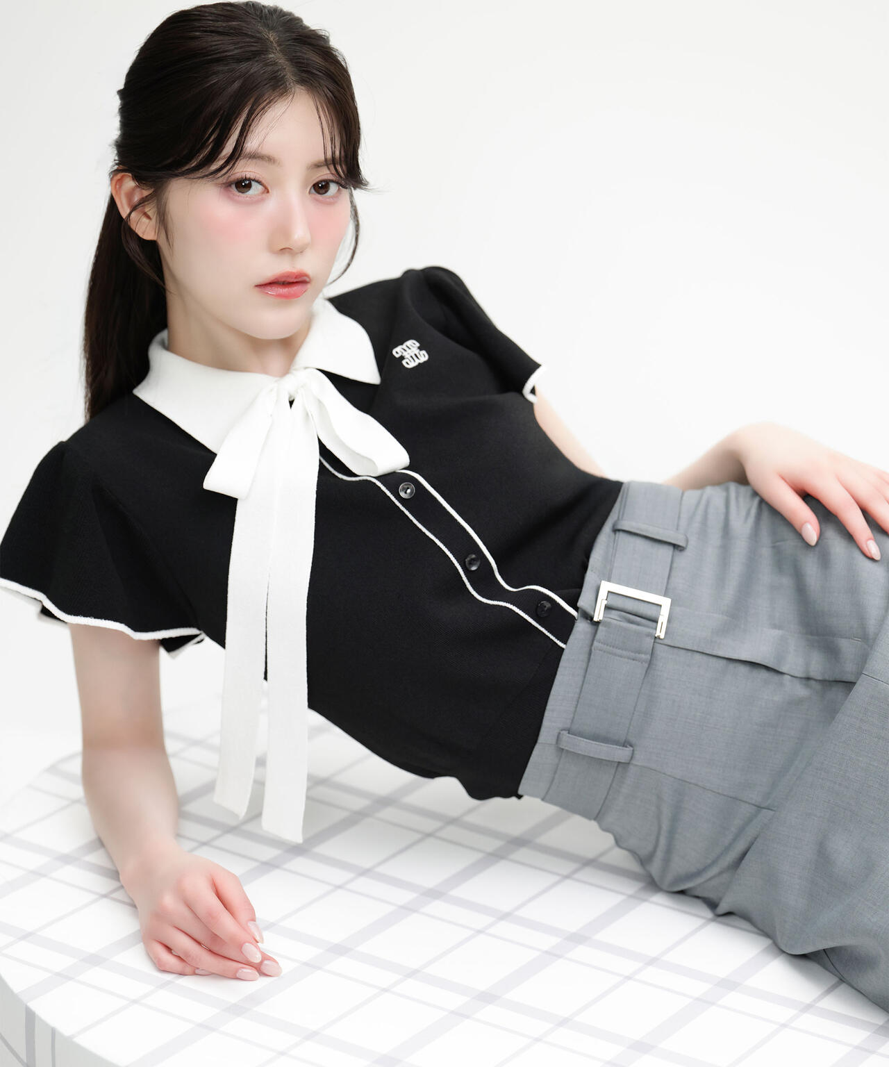 配色フリル袖ニット