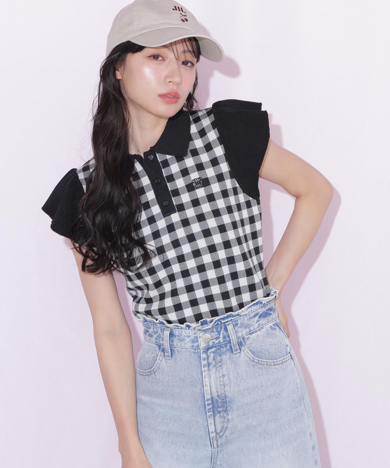 160cm 着用サイズ:FR