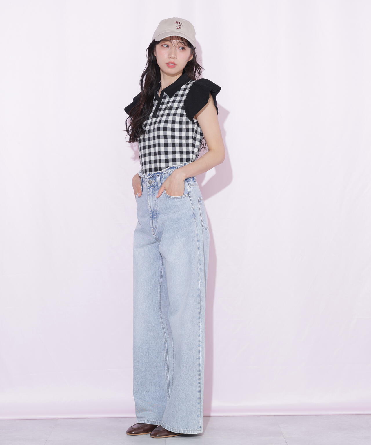 160cm 着用サイズ:FR